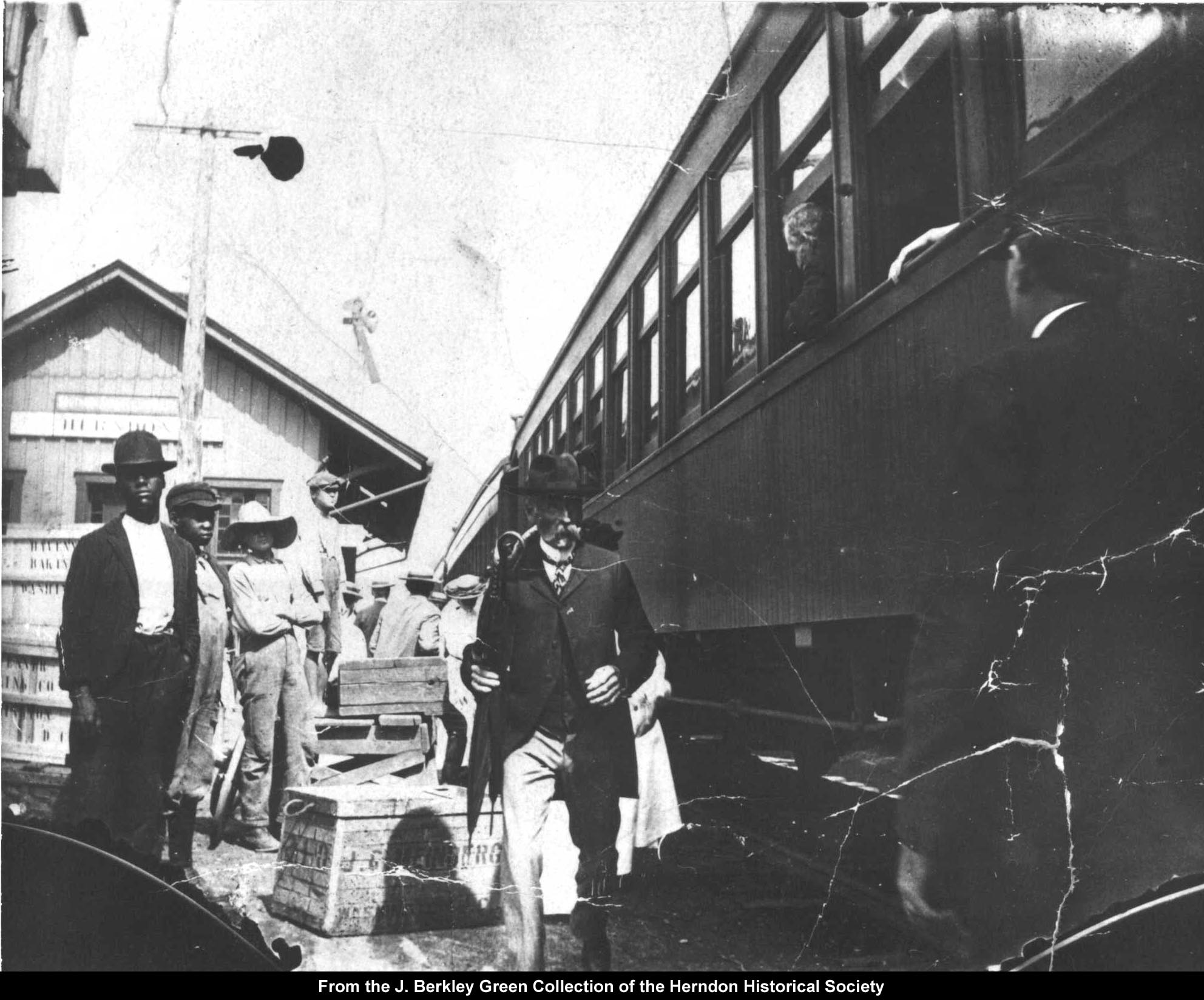 Herndon - This early 1900s photo shows the hubbub of activity around ...