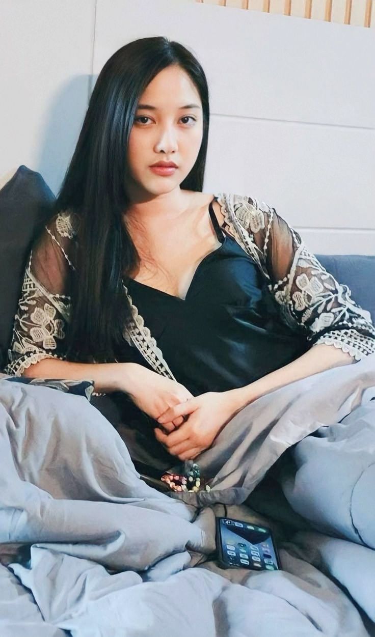 Freen - I miss lady Sam🥰🌷 #fblifestyle #srchafreen | Facebook
