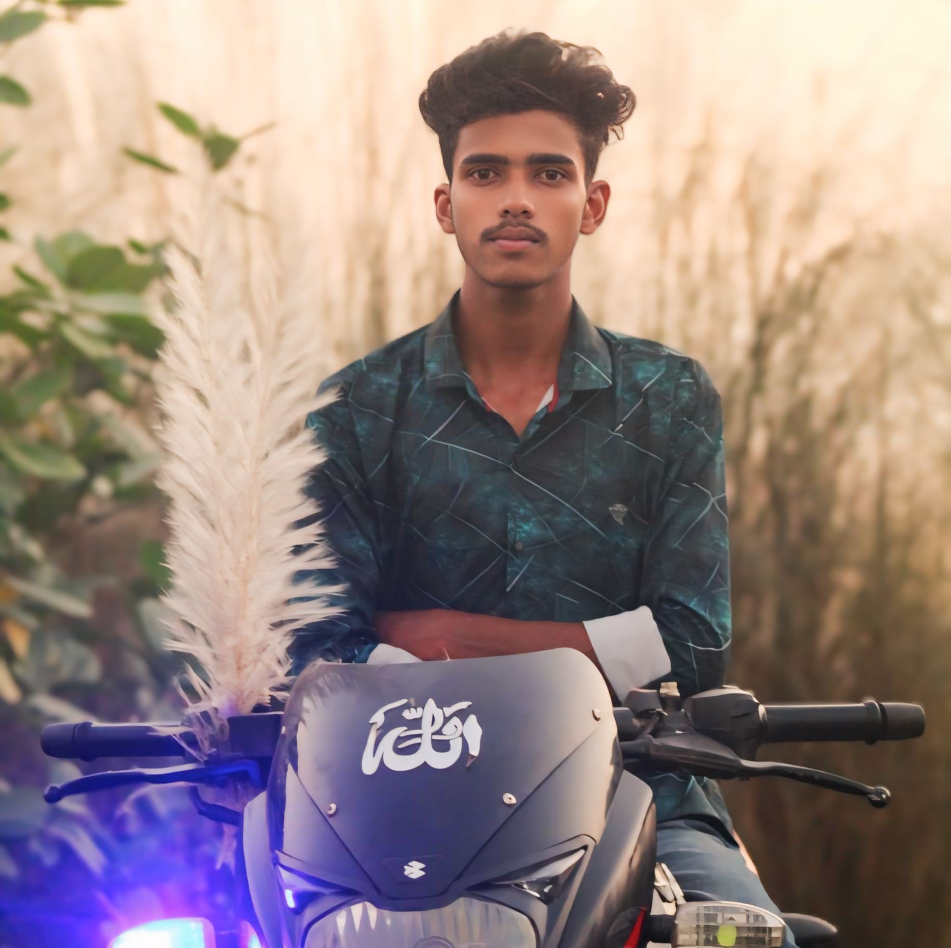 Old rani travels m.r motors রিজার্ভ লাগলে যোগাযোগ করুন | Md. Monnat ...