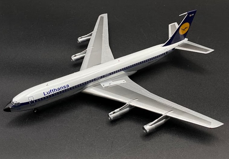 landed today  Lufthansa Boeing 707 430  JFox Scale 1:200