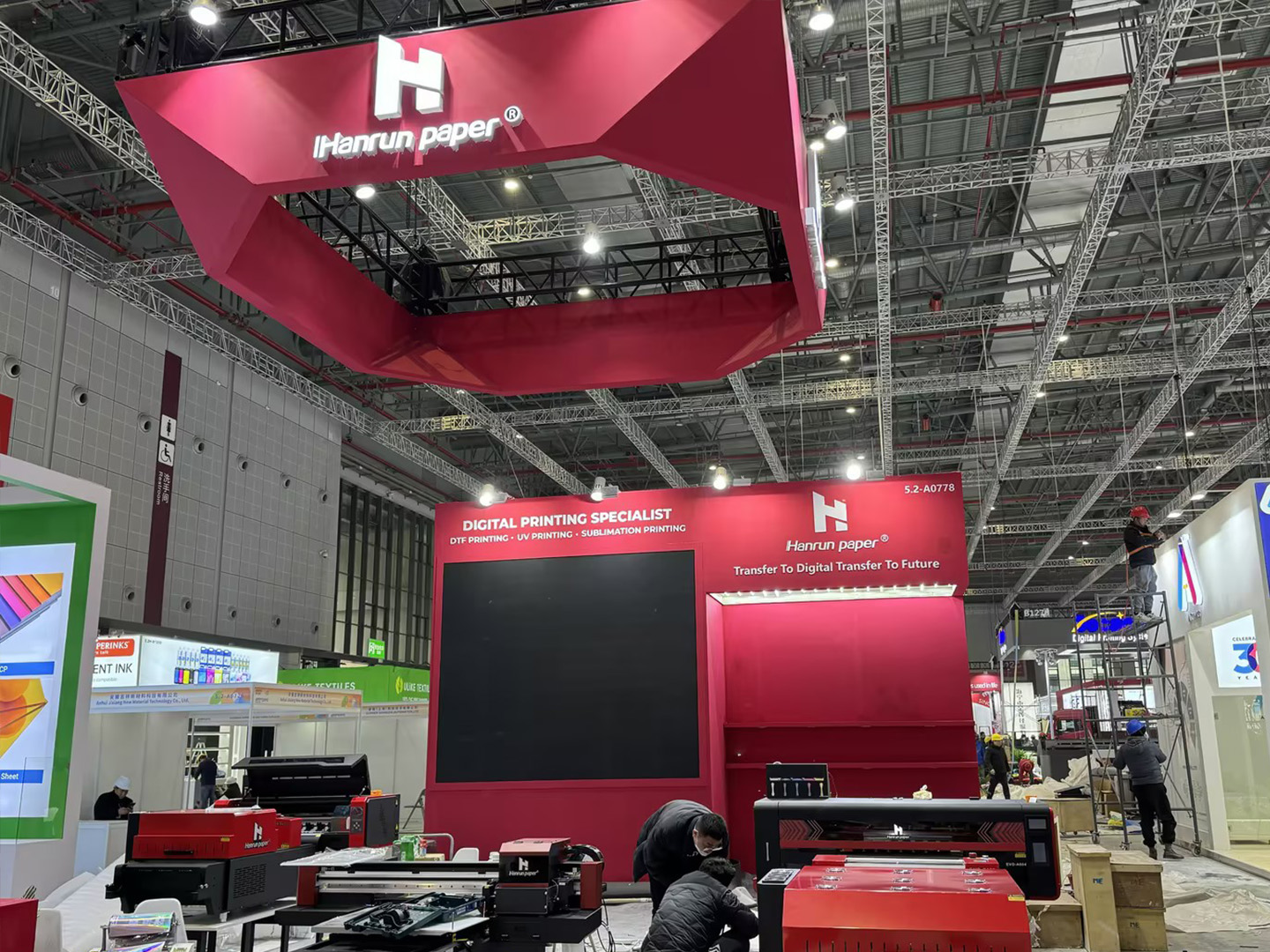 Hanrun - Our booth has been set up. 😃 Get everything ready and look ...