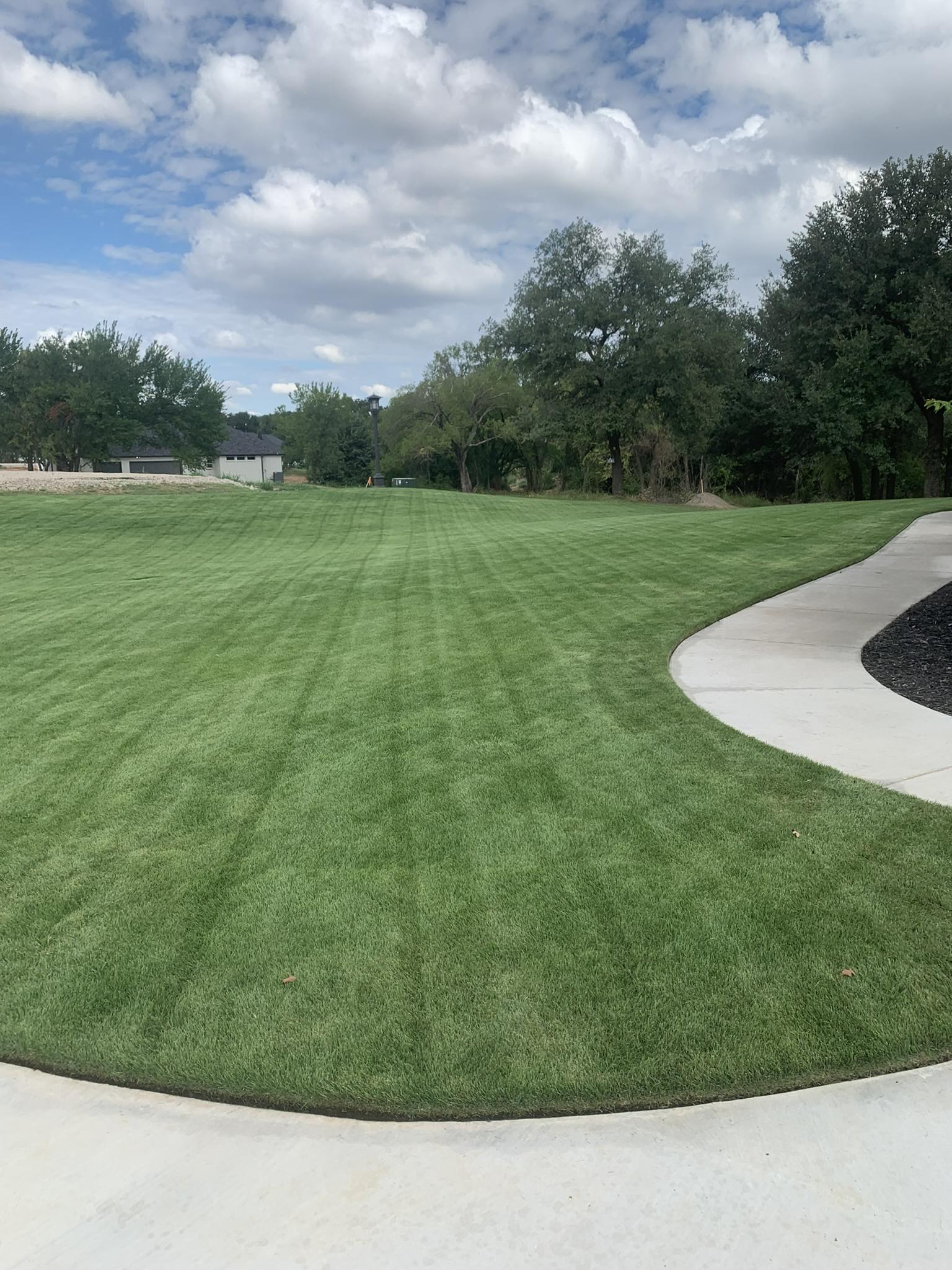 Birdie’s Pro Turf Care LLC