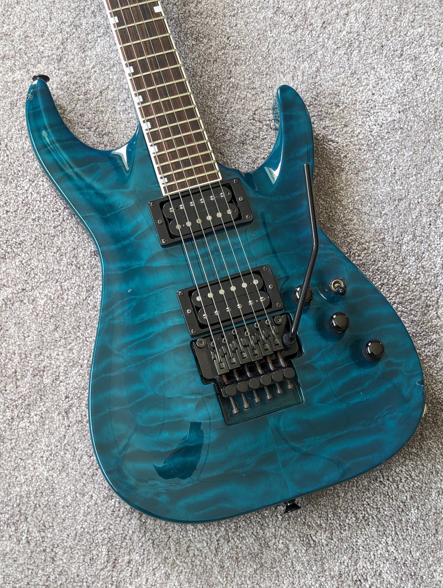 Info on Edwards E-HR-SNT/QM/BKP guitar