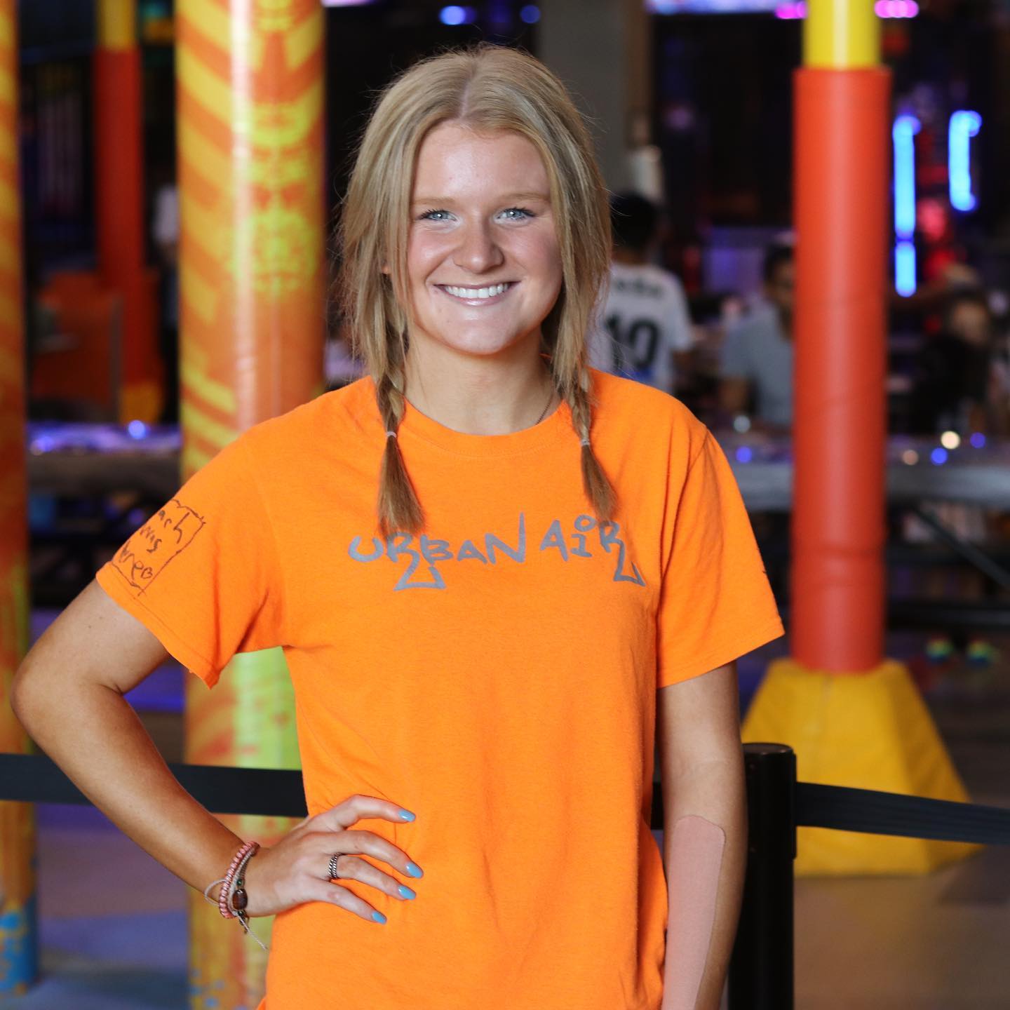 Urban - ꜱᴛᴀꜰꜰ ꜱᴘᴏᴛʟɪɢʜᴛ 🔦 Meet Libbie! 👋 Libbie has a few different ...