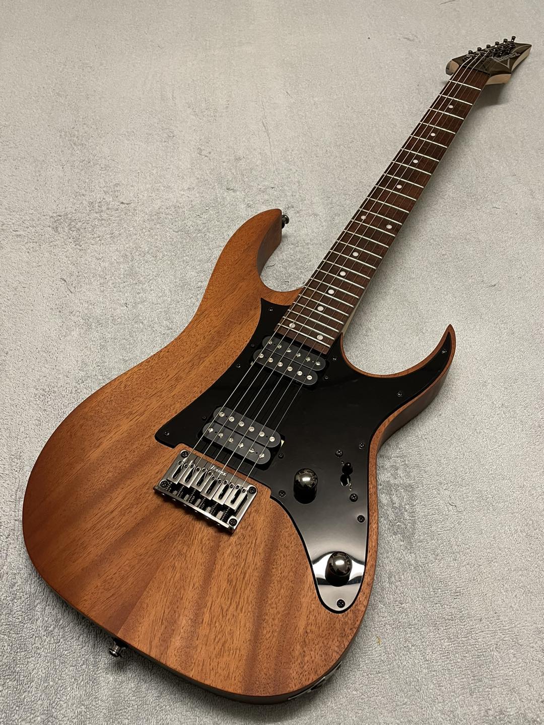 Modified Ibanez Stagestar Guitar with Unique Color Scheme and Upgrades