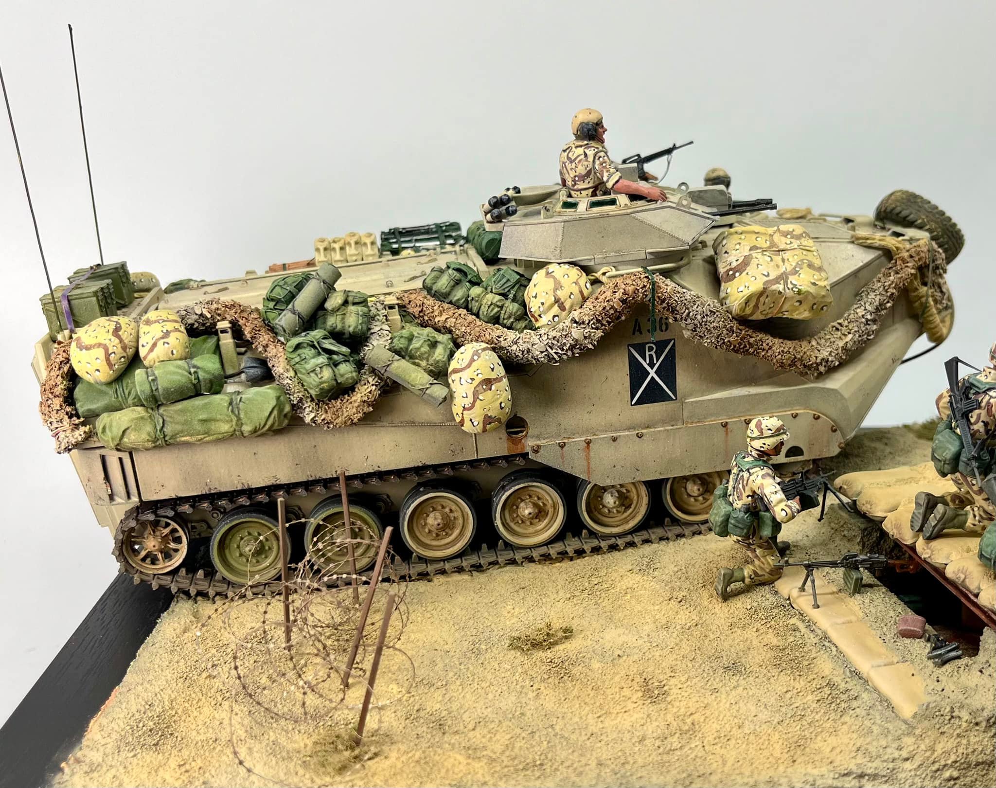 Tamiyas old AAV7A1 with some Marines from Dragon. Kuwait 1991