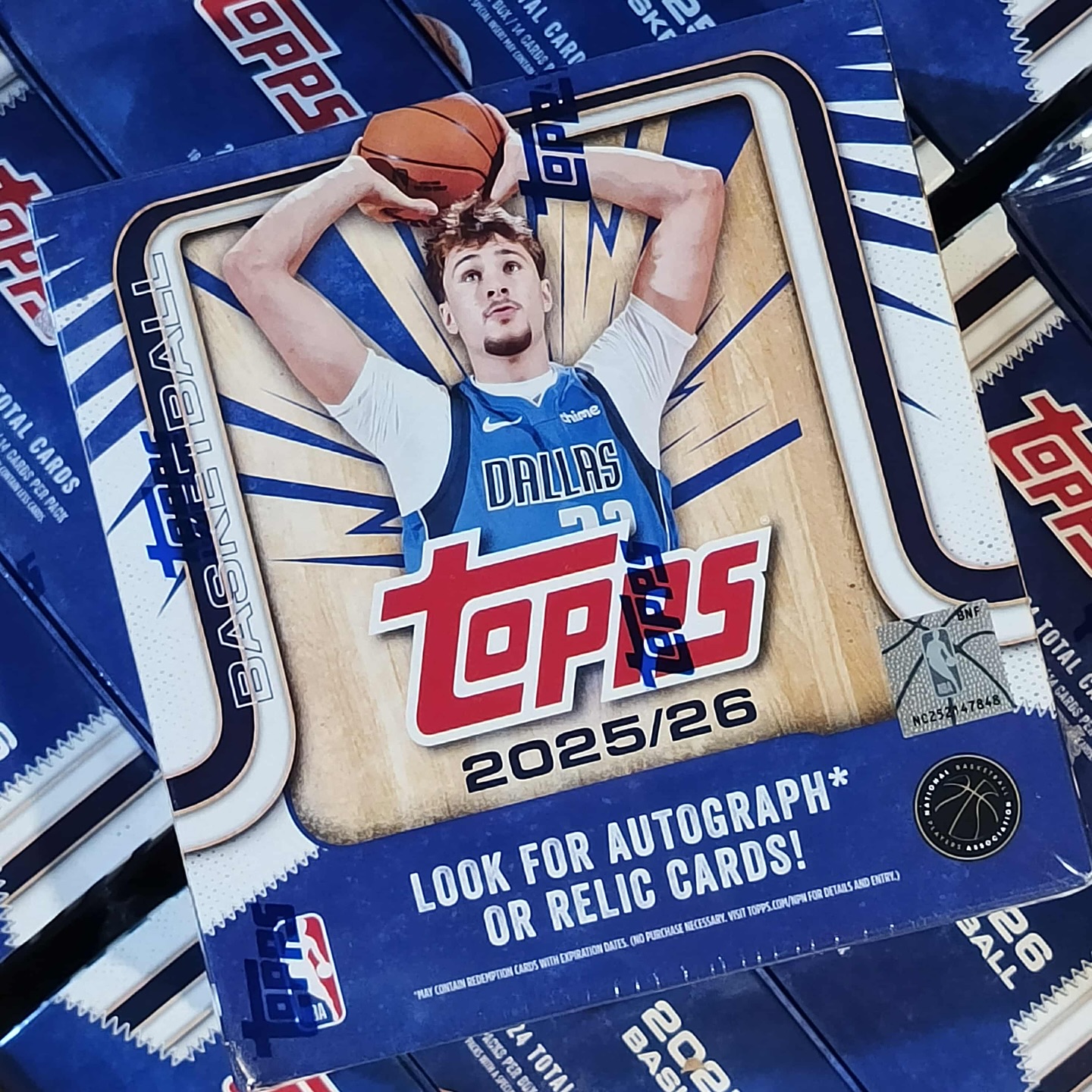 Hobby - 2025-26 Topps Basketball - Mega Box has arrived! 14 cards per ...