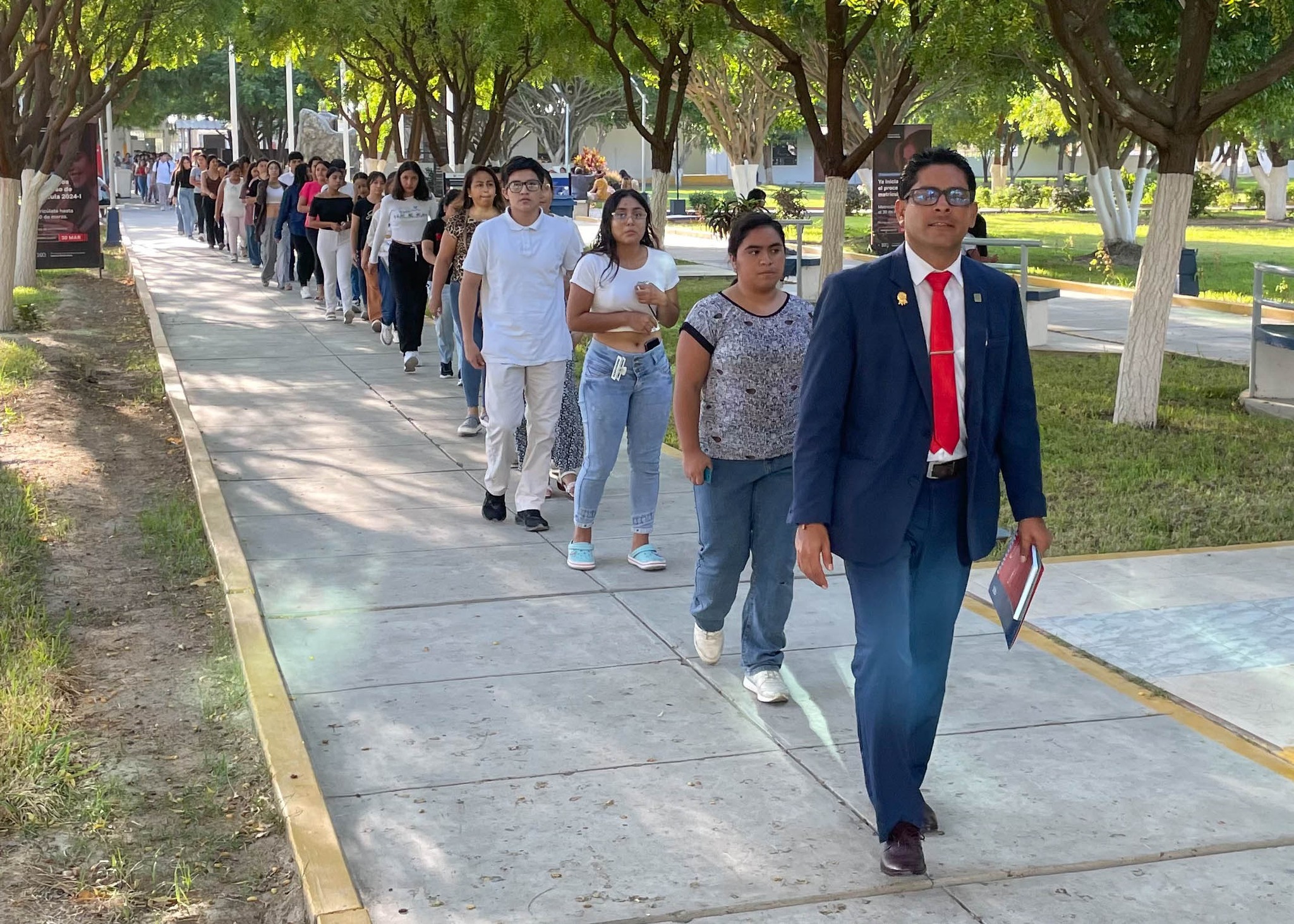 🤩 Esta mañana presenciamos... - Universidad César Vallejo