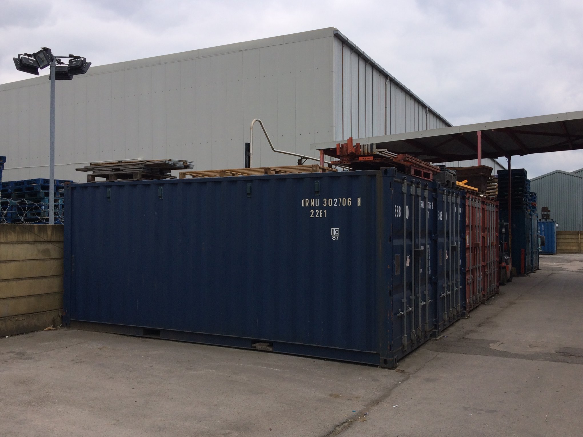 Metro - To Let, 20ft x 8ft Containers with light and power. CCTV ...