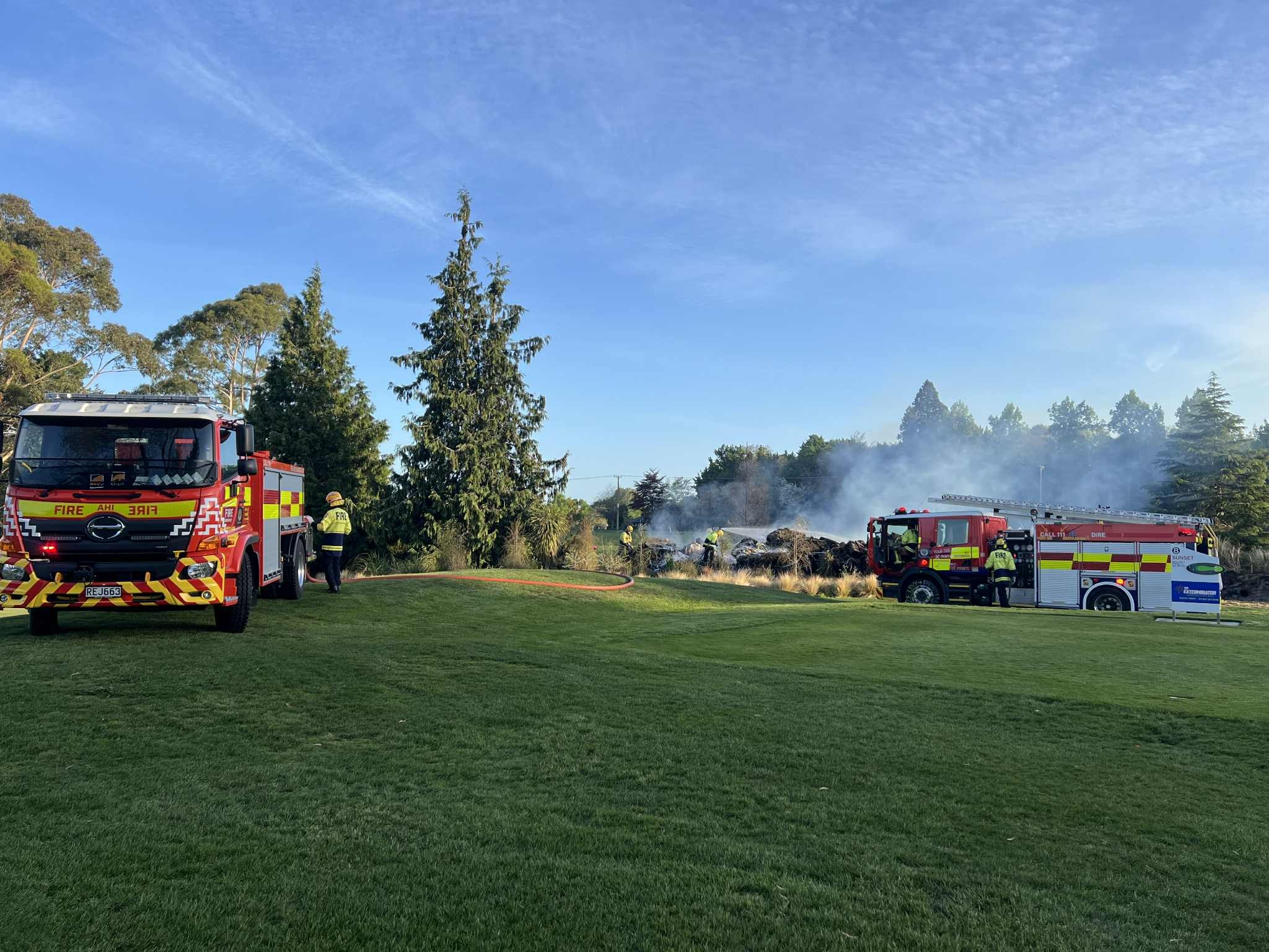 Timaru - 🌬️ Strong Winds Continue – Stay Safe Out There! 🌬️ MetService ...