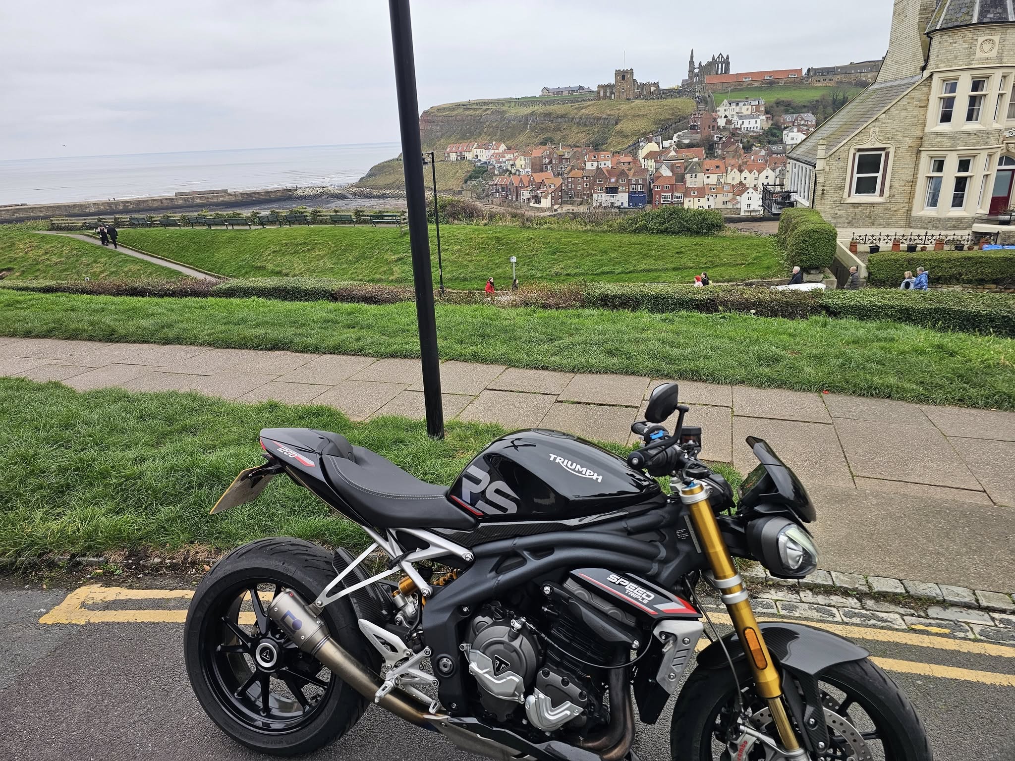 Austin racing exhaust on triumph speed triple?