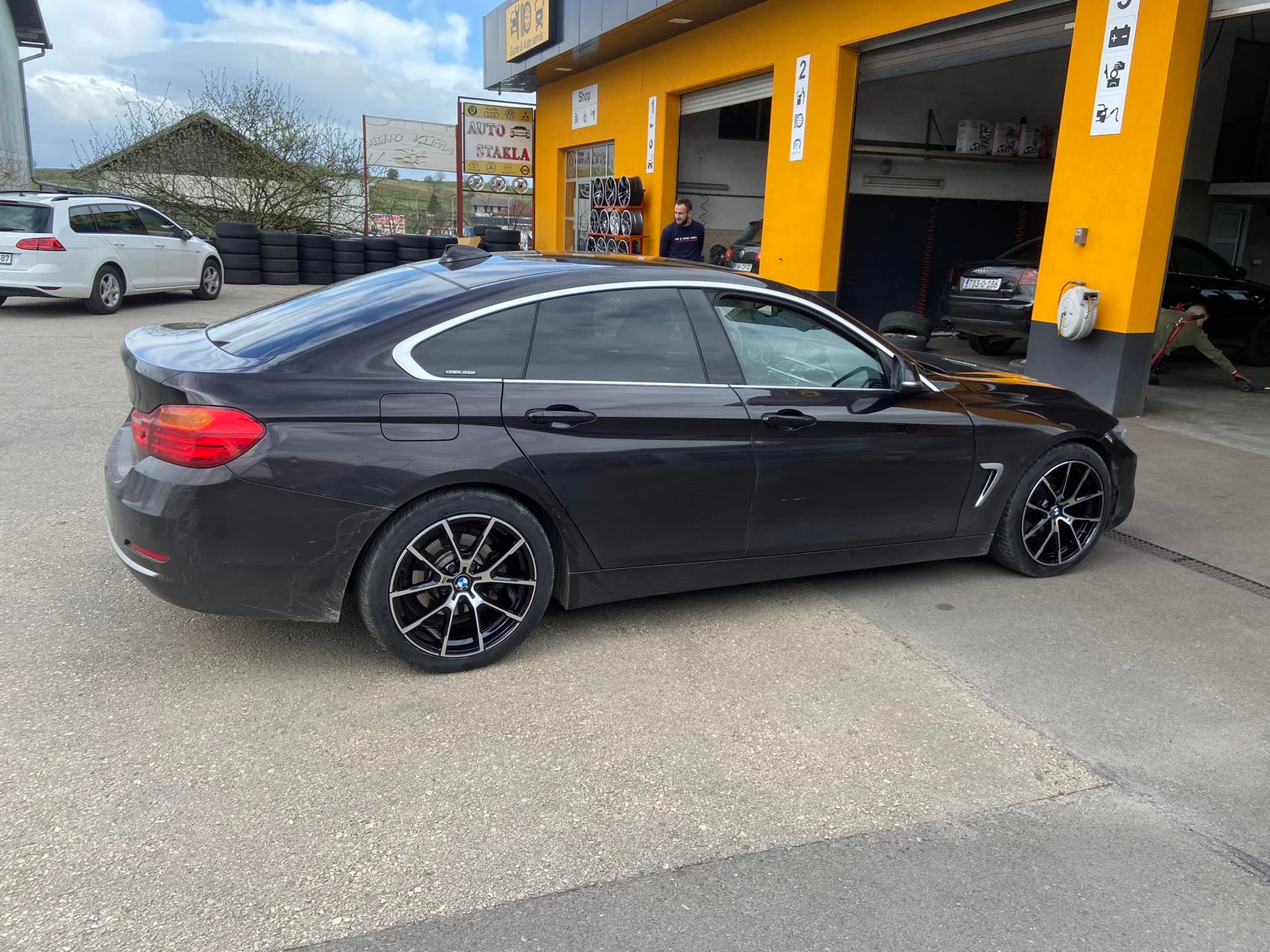 BMW 4 Felge 18 225/45 R18 Riken