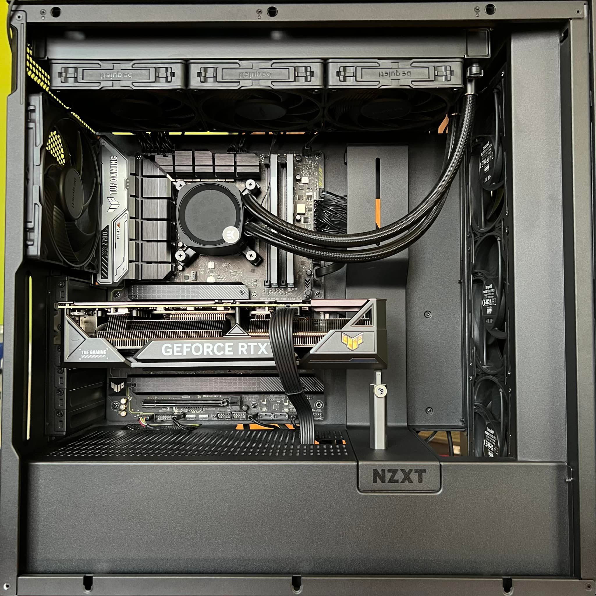 NZXT H7 Flow black performance build with Intel i5-13600K