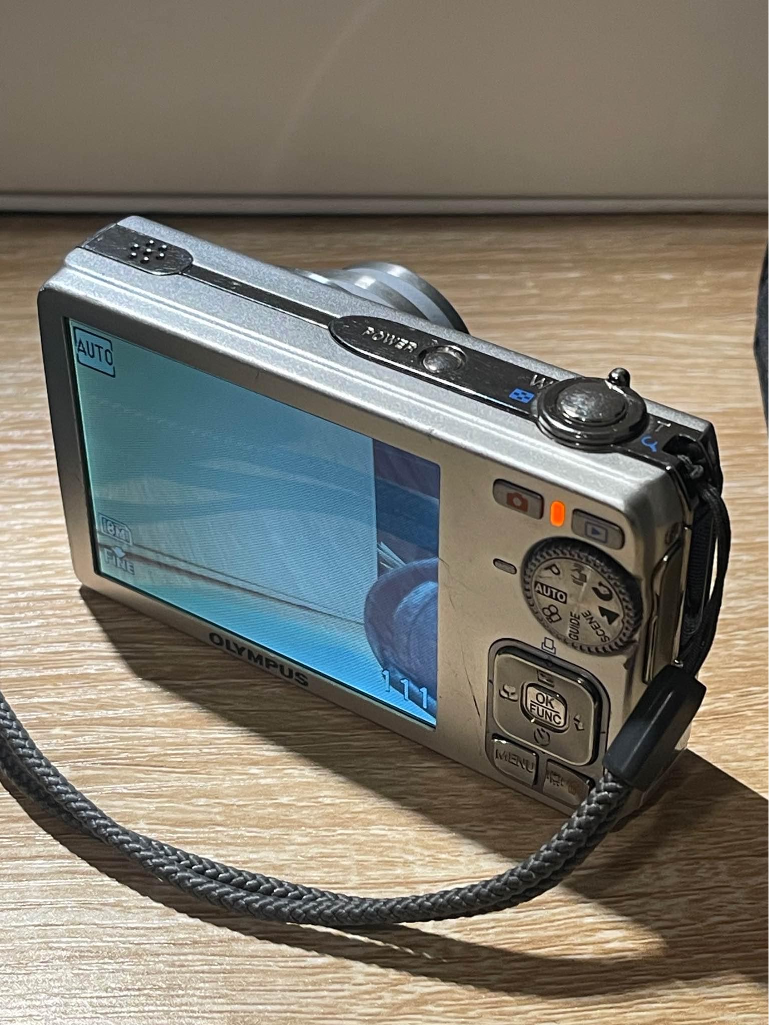 OLYMPUS FE-350 Wide Compact Digital Camera ($170 Pickup today 