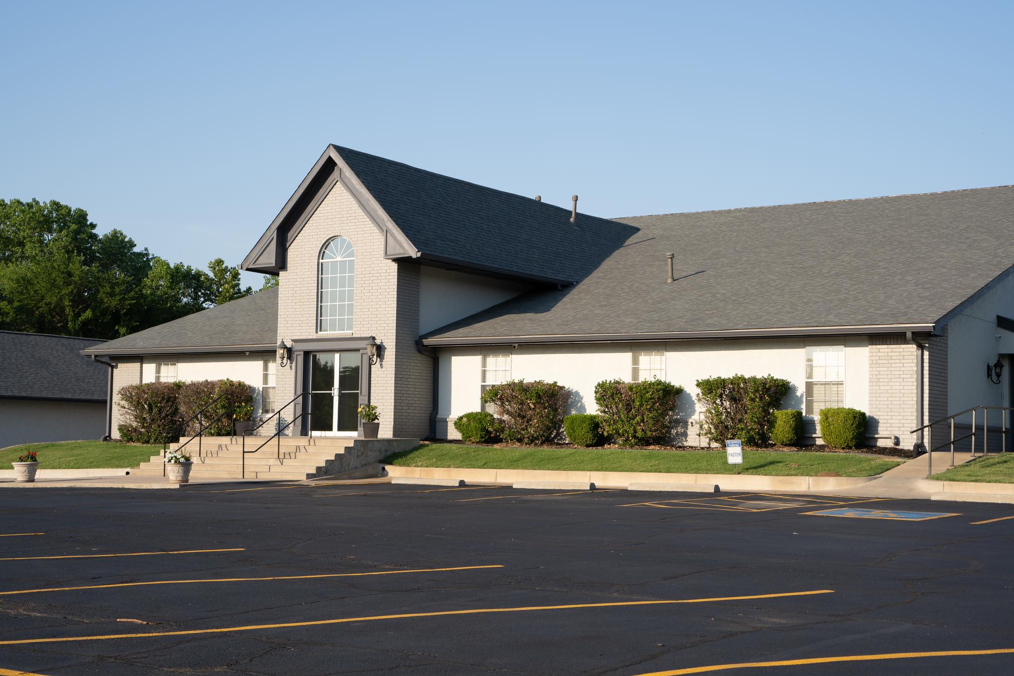 North Point United... - North Point United Pentecostal Church