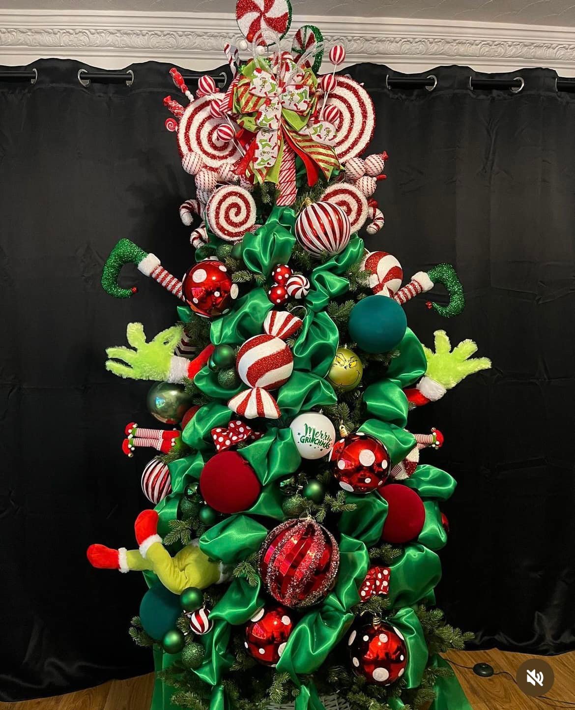 christmas tree dressing service booking at Katies Decor CP1