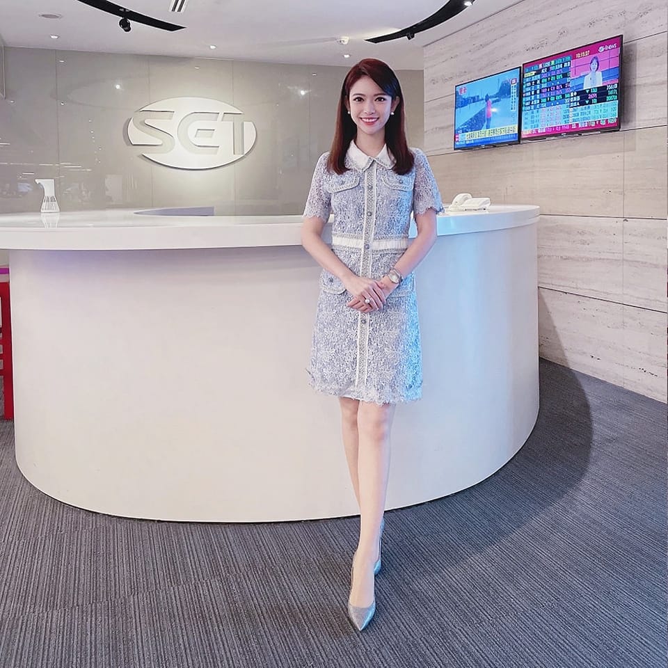 劉宸希主播 Jasmine - Hi👋🏻 稍後54台見哦🤍 📍本週班表:... | Facebook