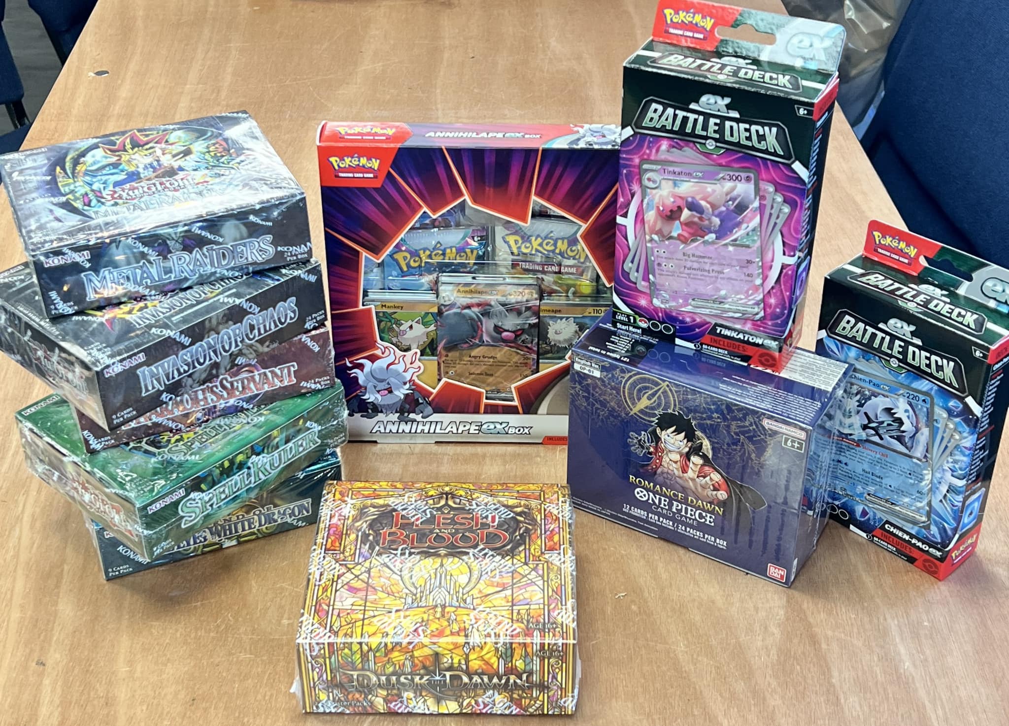 dusk till dawn booster box Flesh and Blood: 6 Legendary Flesh and Blood: Dusk till