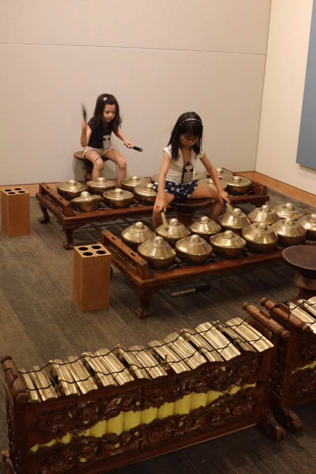 Twins甜甜蜜蜜の甜蜜時光 - MIM (Music Instrument Museum) Music is...