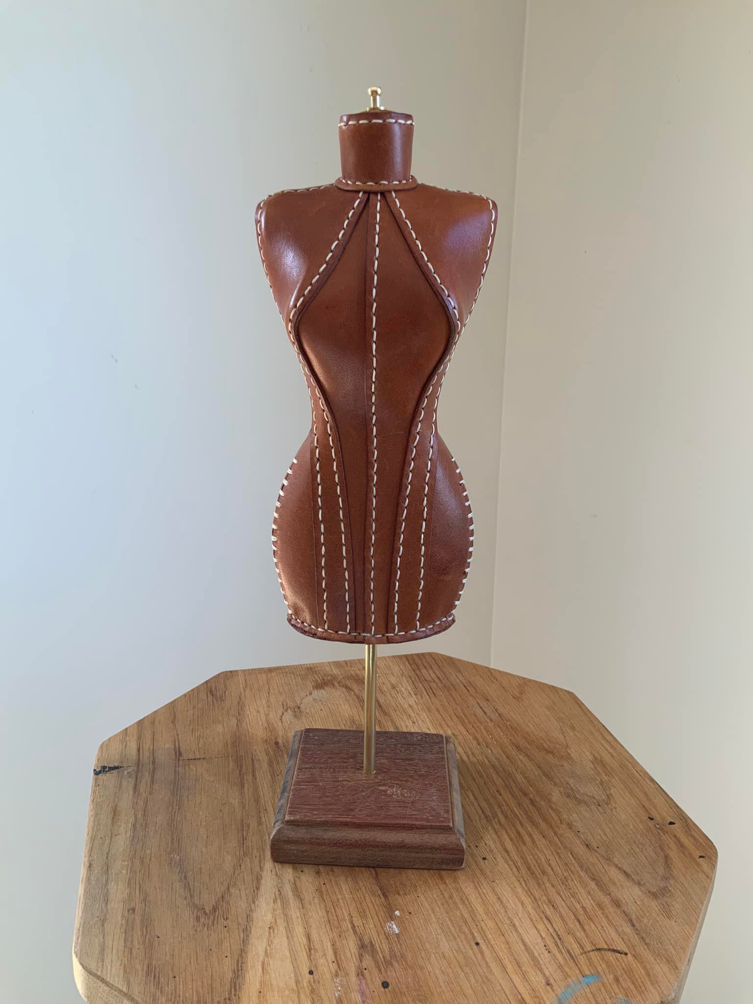 Cuir Tannage Végétal Cuir Végétal Pleine Fleur - 30x10cm | Pour Sculpture, Gaufrage, Teinture | Artisanat & Maroquinerie Cuir Pour Tannage Végétal