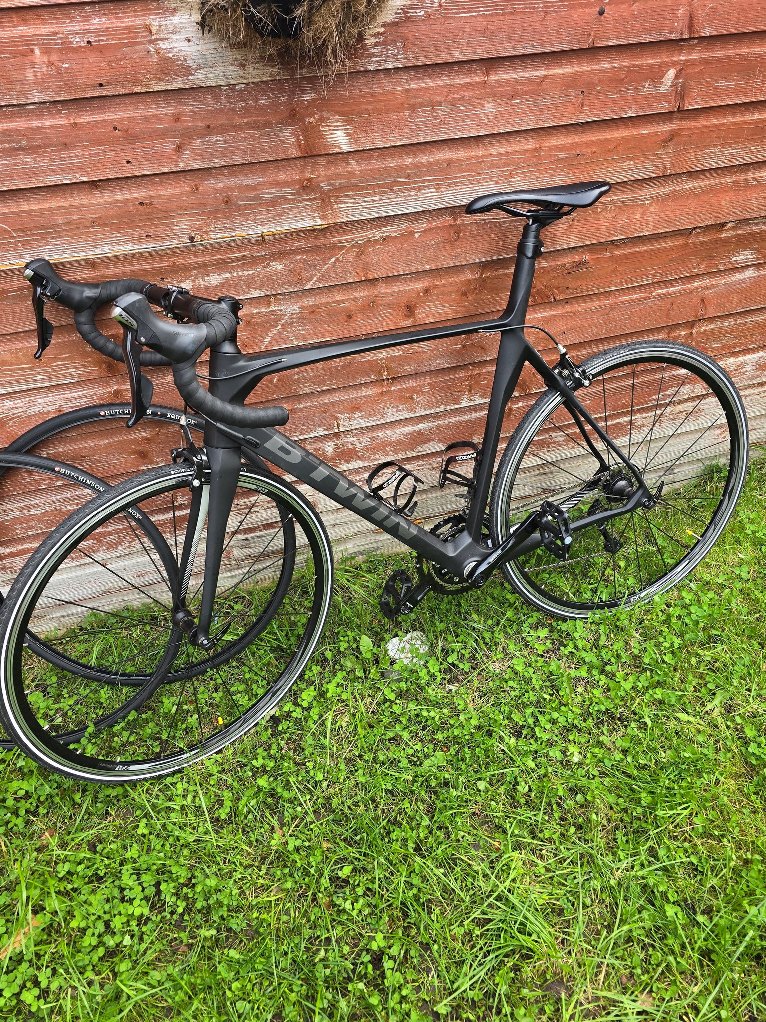 Protec road bike with Shimano 105 groupset for sale