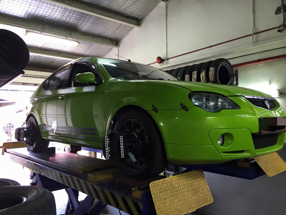 UT AUTO PTE LTD - Computerized wheel alignment of various...