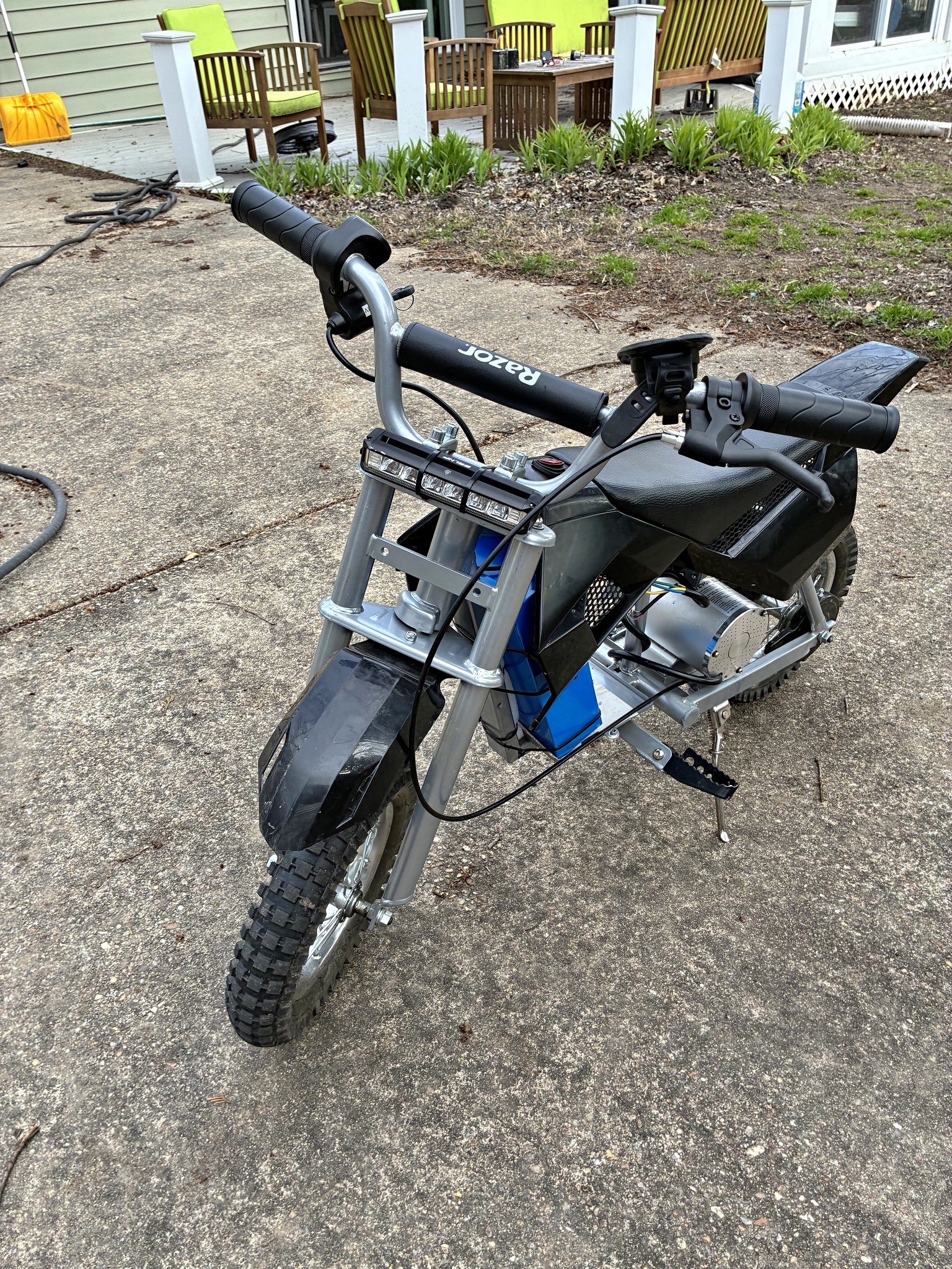 modded razor has 48v battery motor and controller spent taking trades i ...