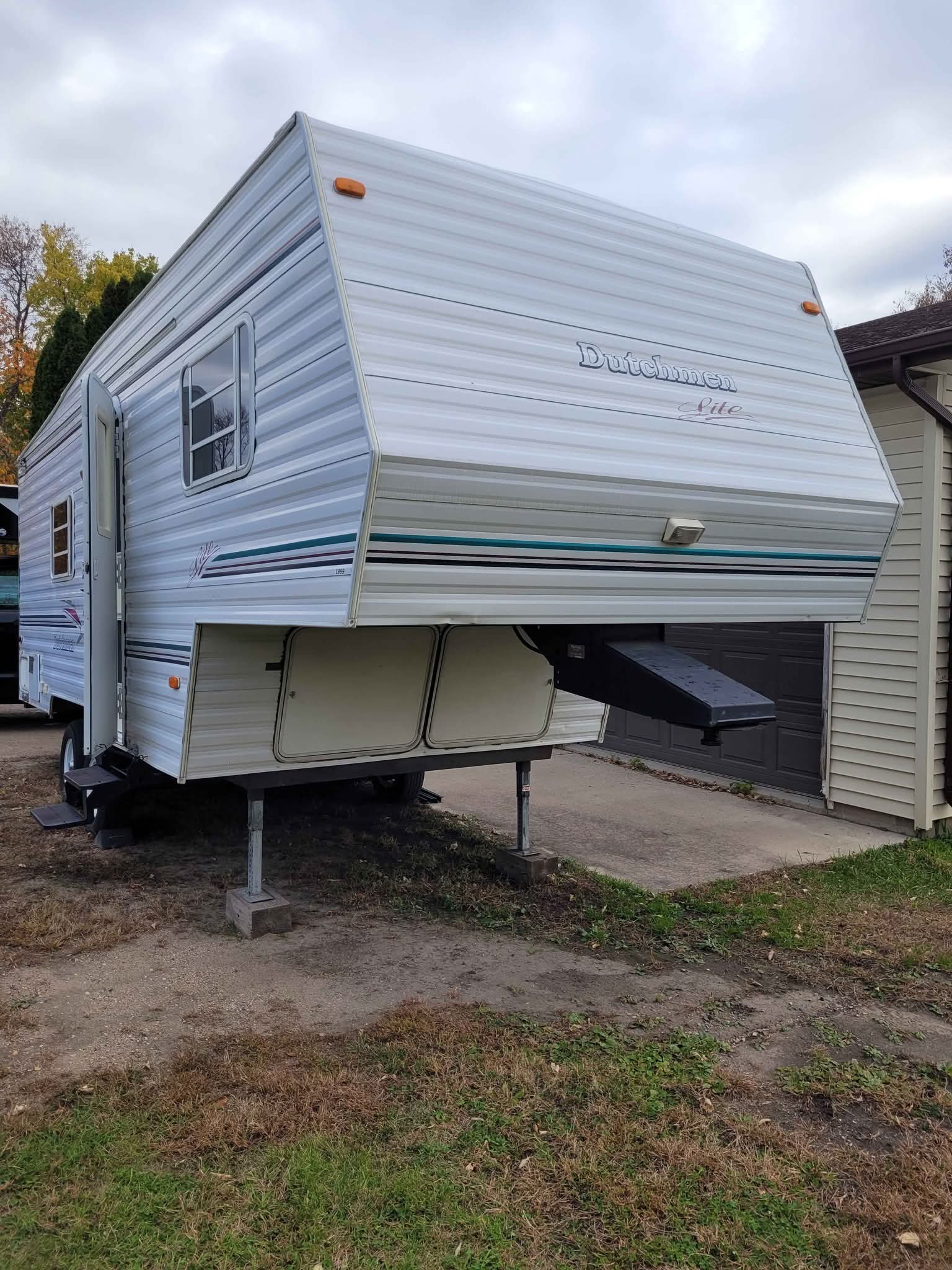 1999 Dutchman lite 5th wheel 19 foot long with 5th wheel Trailer cover ...