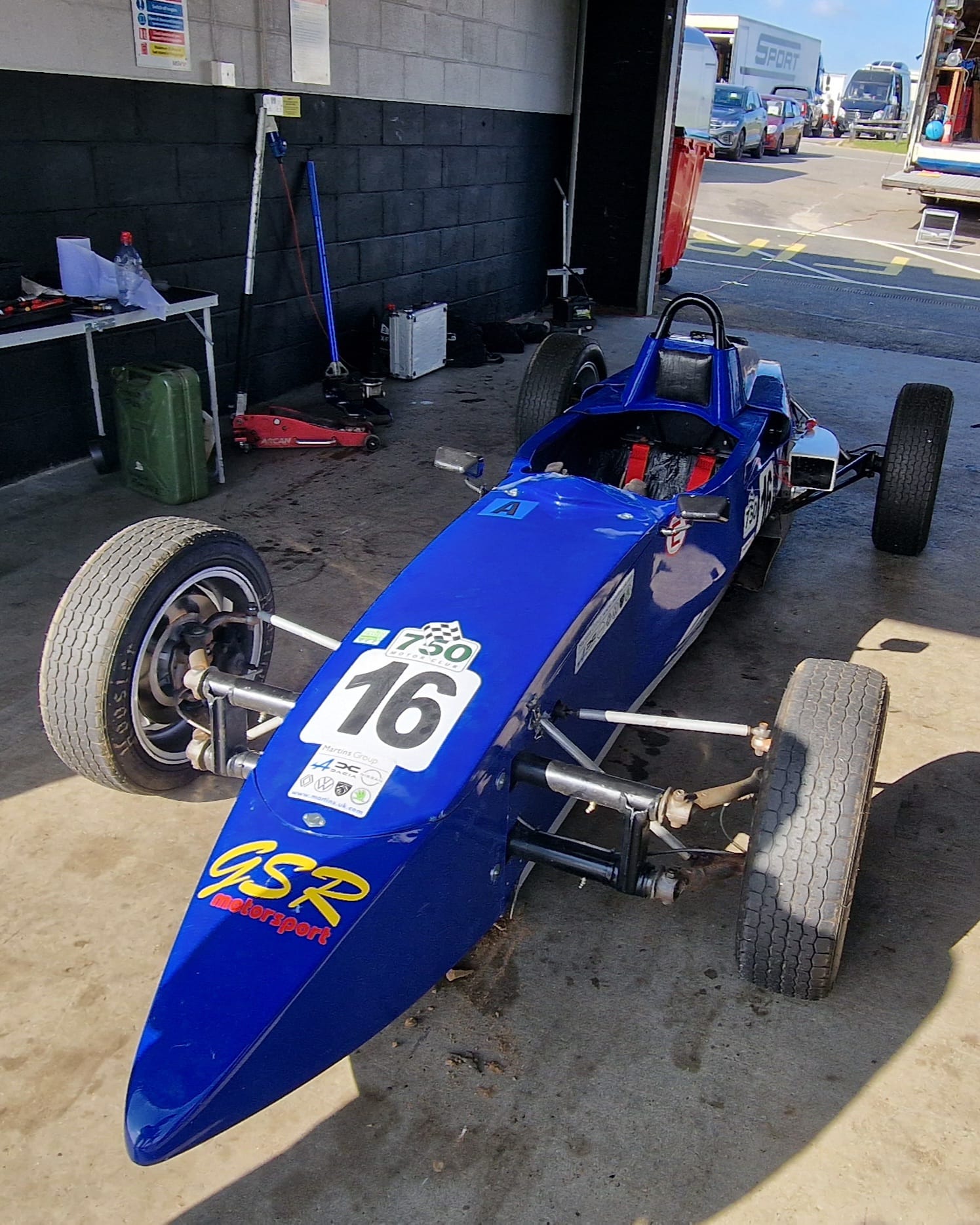 JM Racing - JM Racing added a new photo — at Brands Hatch.