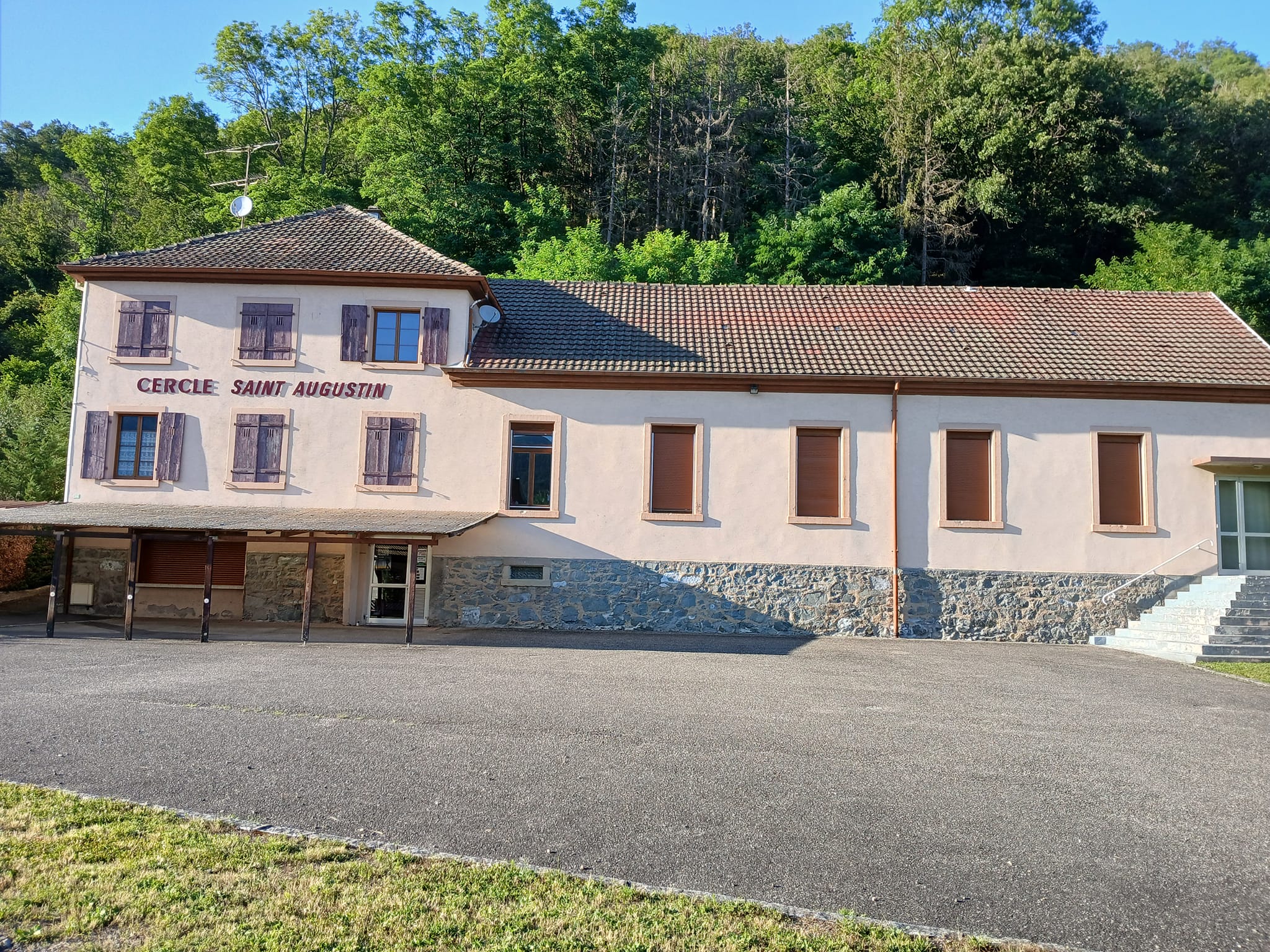 Sitemapcdatahttpwwdcellcare1comluxus St Augustin Motorradgeschaft Fotosnull