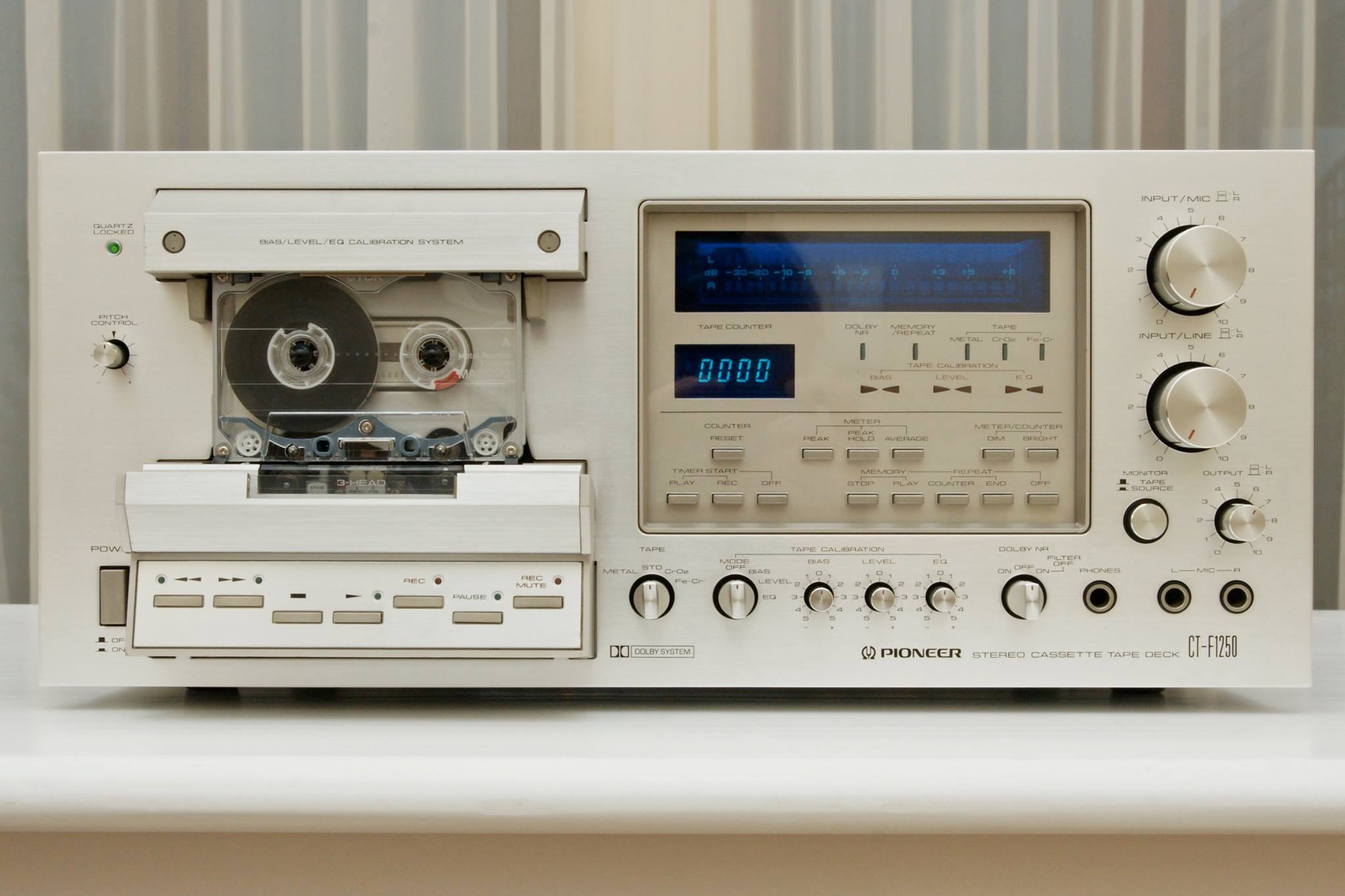 Pioneer CT-700 (1979) Stereo Cassette Deck