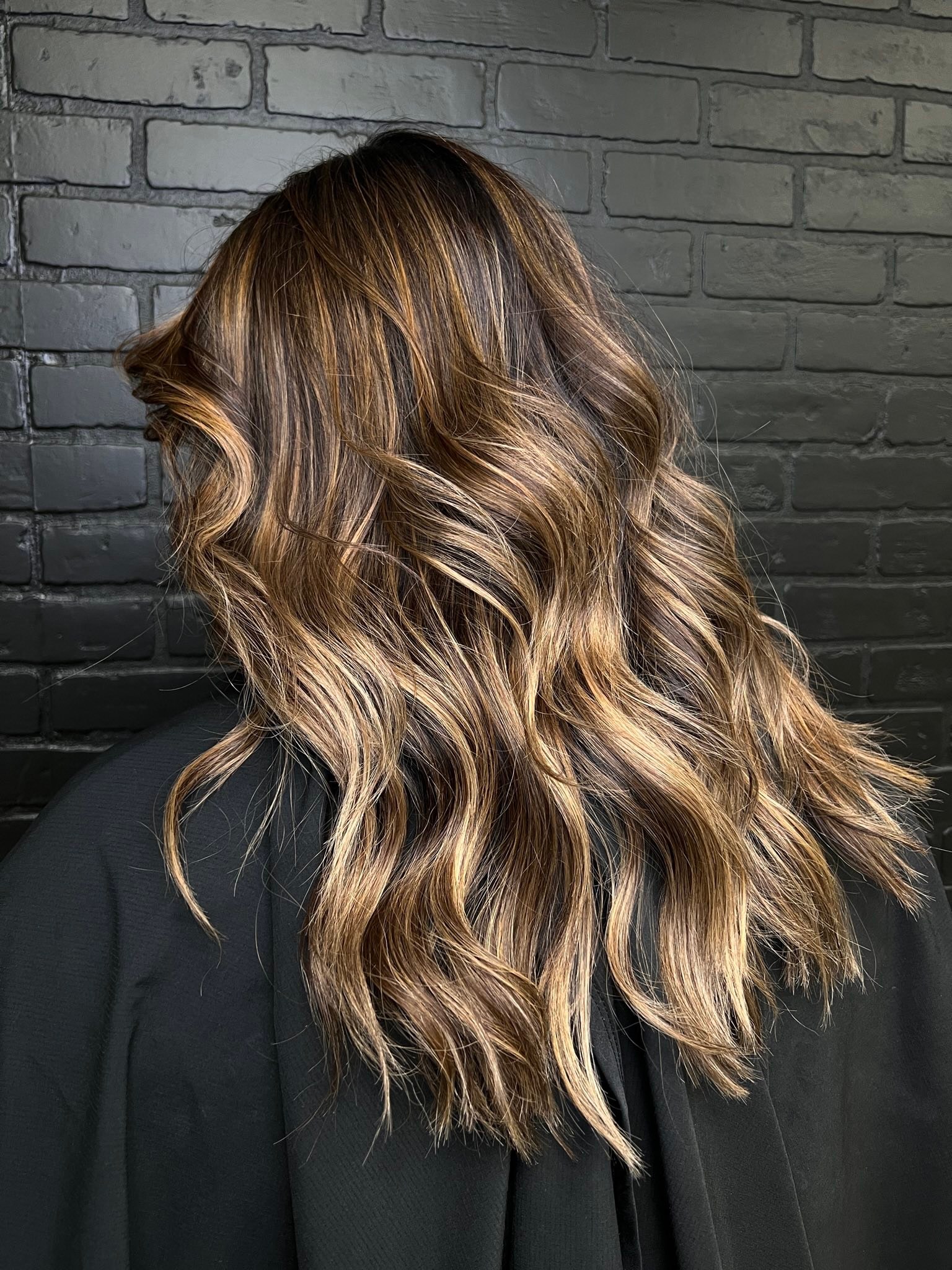 Dimensional 😍😝 • • 🗓️📱 call or text 507-329-5214 to book your