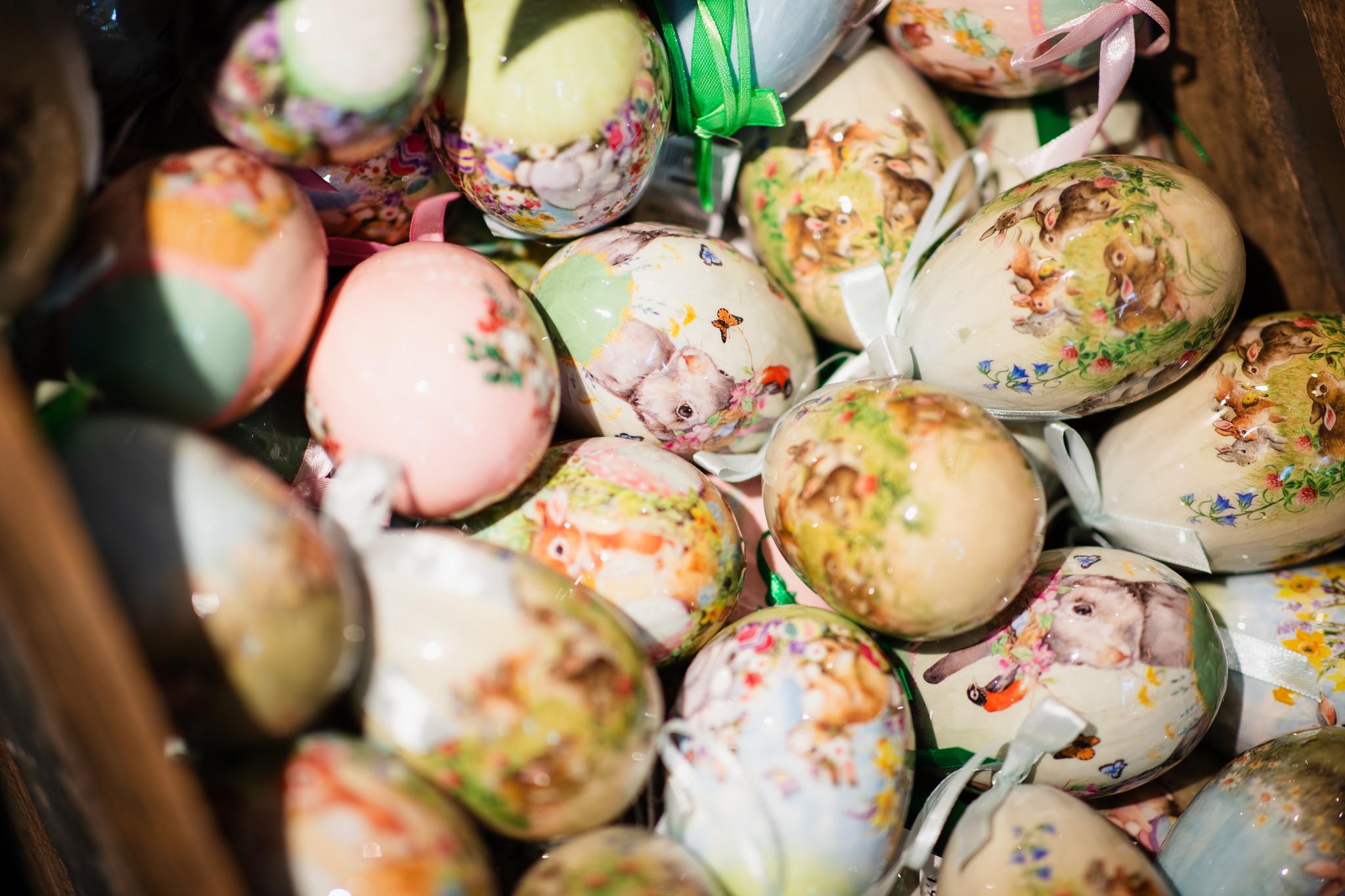 🐰🌼 Entdecke zauberhafte Osterdeko bei Depot! 🌷🥚 Mach dein Zuhause bereit für das Osterfest mit unserer vielfältigen Auswahl an dekorativen Highlights bei Depot! 🏡🌟 Von niedlichen Osterhasen über bunte Eier bis hin