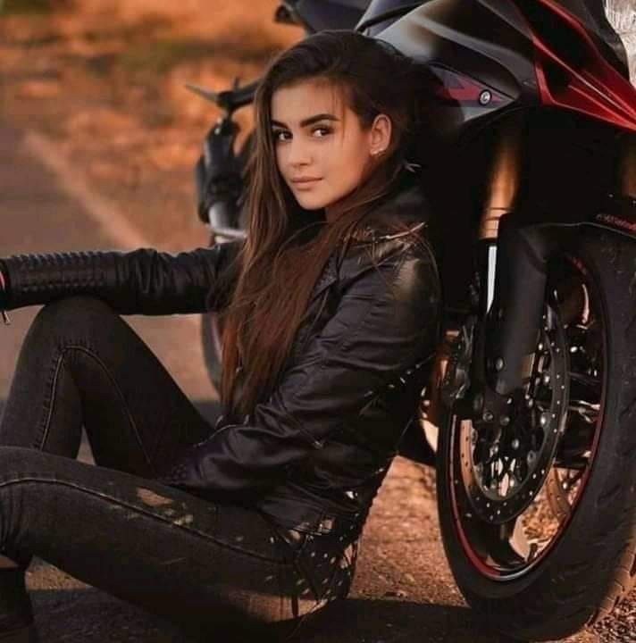 Alex Riya Chowdhury