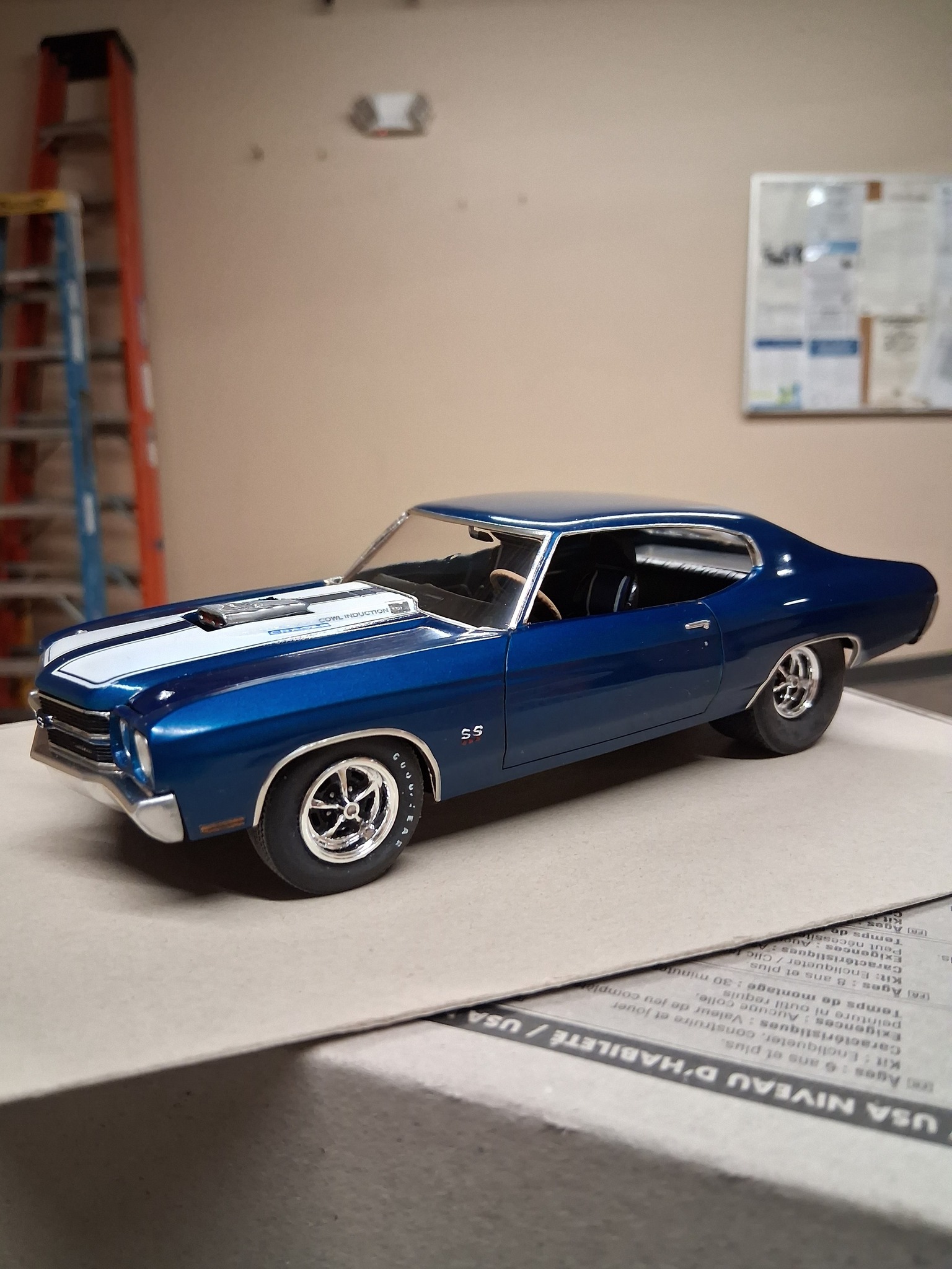 Resin Rear Spoiler & Outlaw Hood Combo for '70 Chevelle AMT. | UK