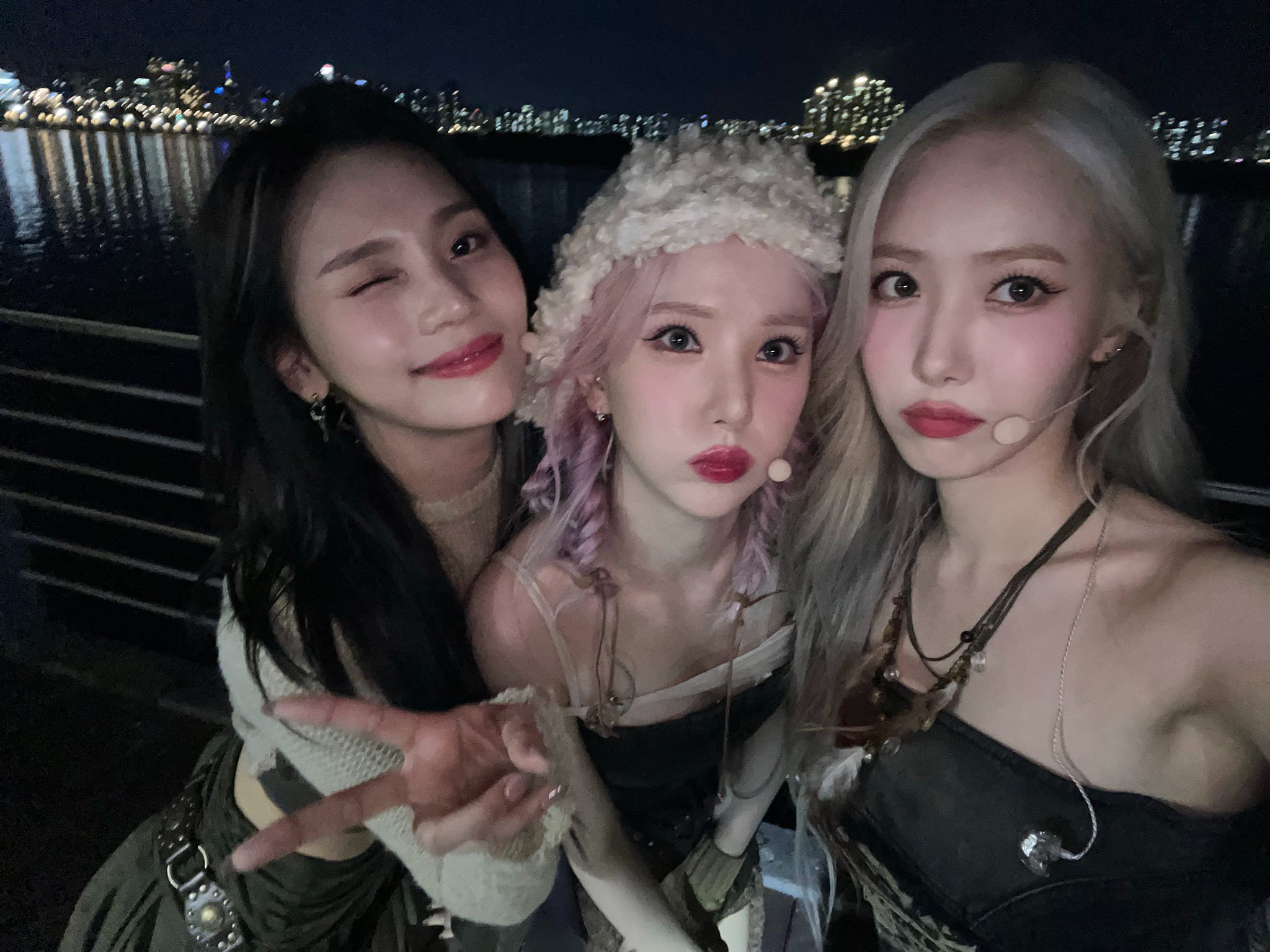 Viviz 1st anniversary: Former Gfriend members Eunha, SinB, and Umji