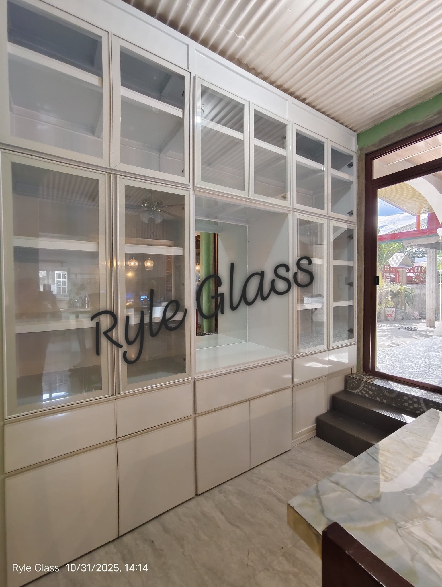 Ryle Glass
