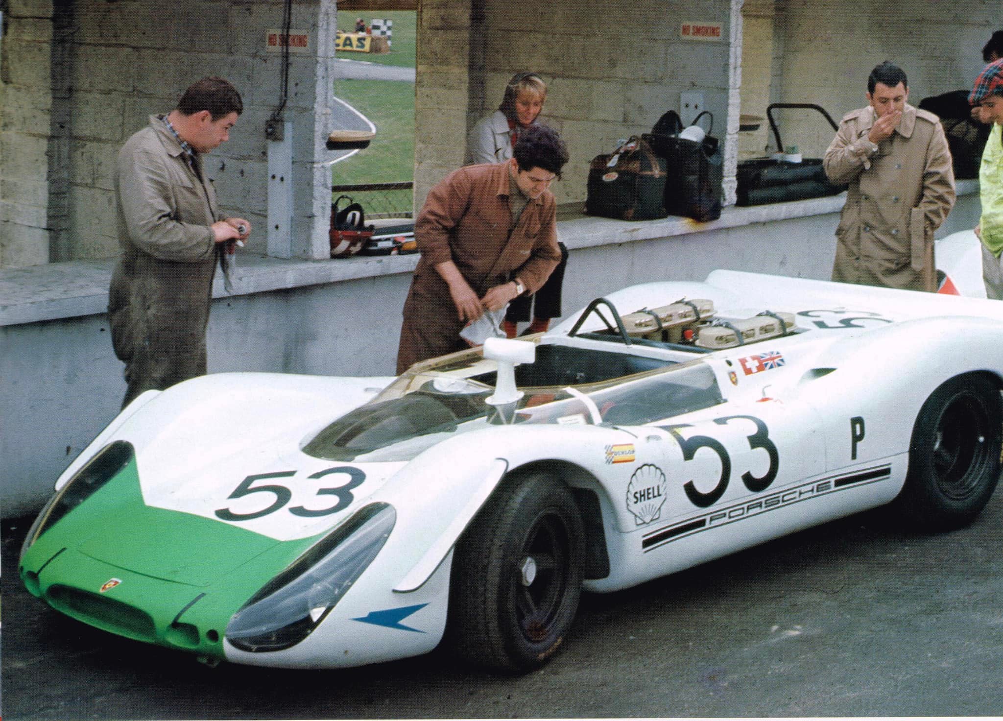 Porsche 908/02 wins 1969 Brands Hatch 6 hours
