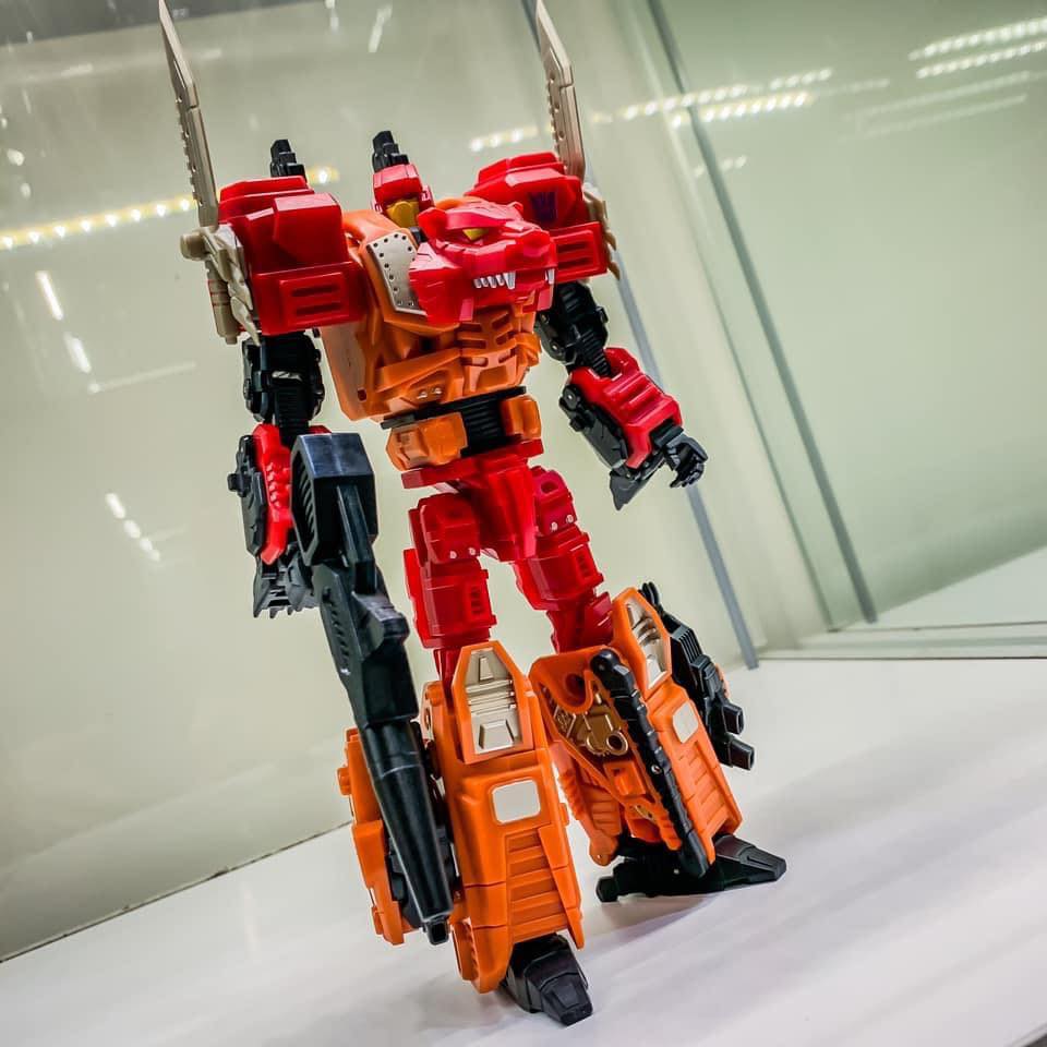 MMC Rampage #decepticons #autobots... - The Reflector Files | Facebook