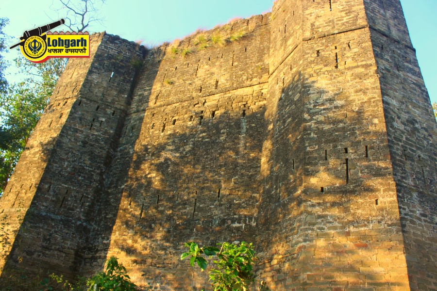 The Khalsa fort situated in... - Gagandeep Singh Historian | Facebook
