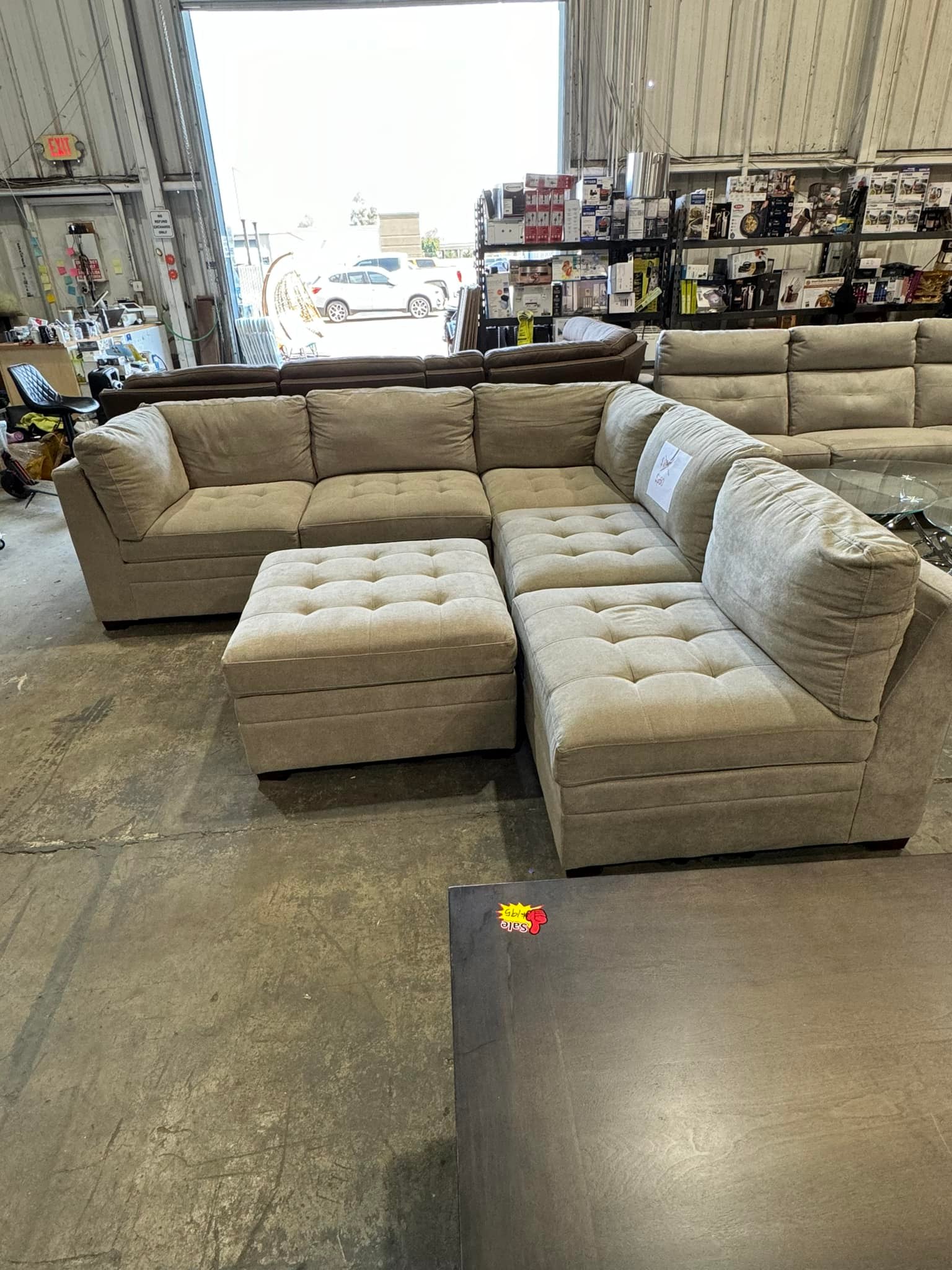 Thomasville Tisdale Modular Sectional 6-piece Boucle with Storage