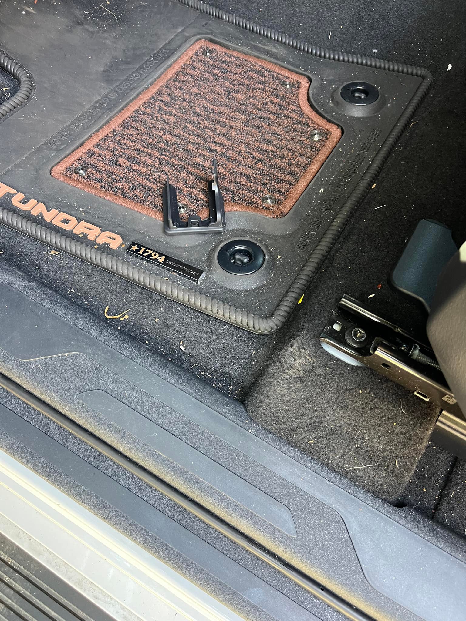 Toyota Tundra trim issue and repair discussions