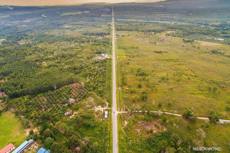Jalan Raya Lurus Terpanjang Di... - Destinasi Percutian | Facebook