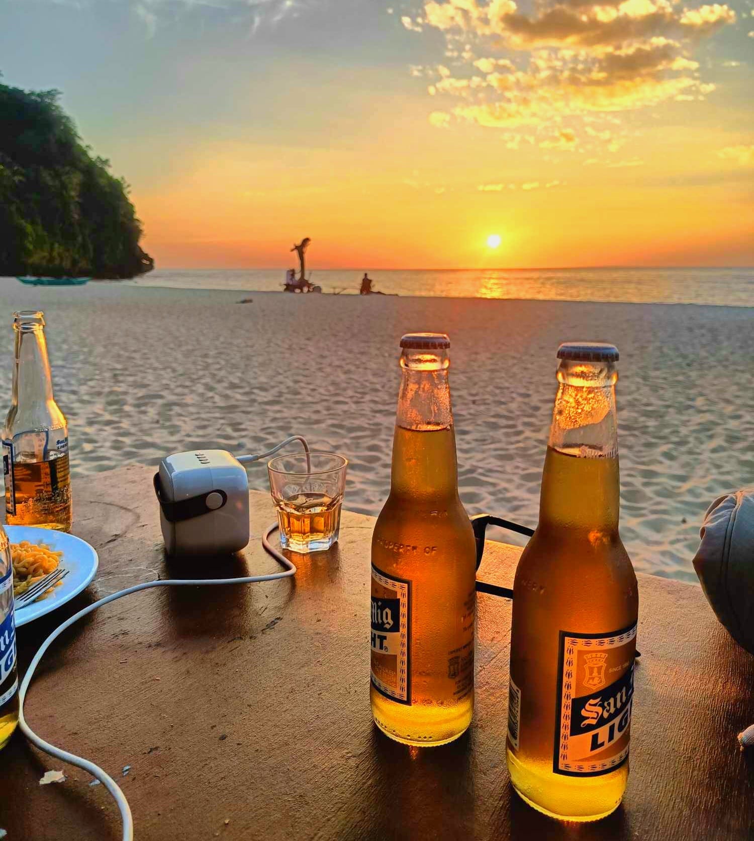 Opacarofiles - This is a definition of chill & peace.🍺 | Facebook