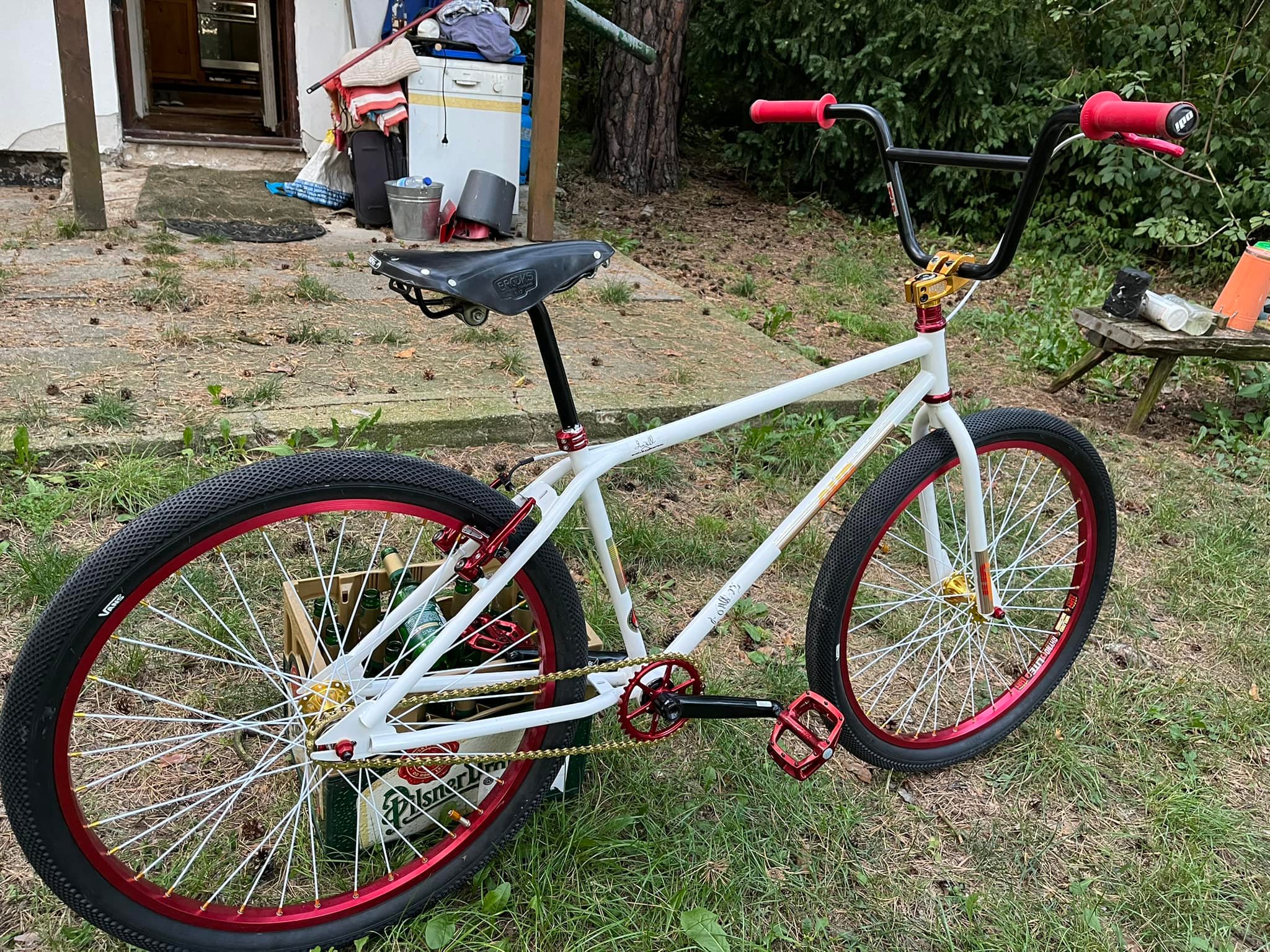 tnt bmx bicycles Retro Frameset TNT revolver flip flop hubs BMX bike build with TNT