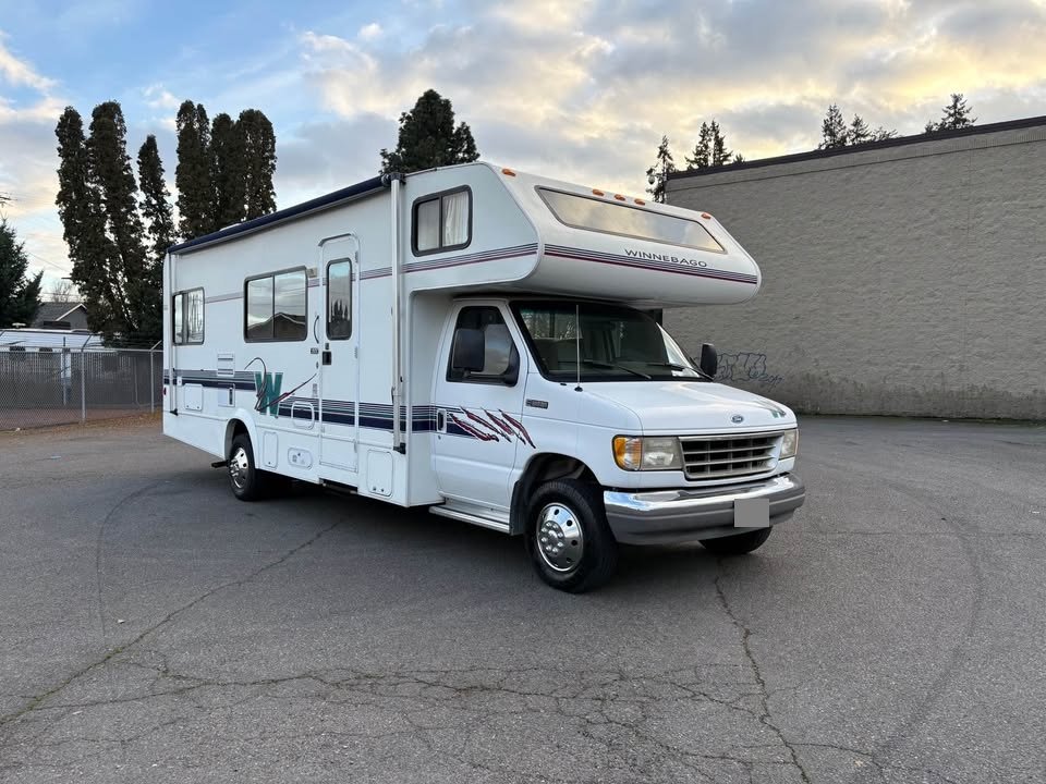1997 Winnebago Minnie Winnie 29ft Class C Motorhome Only 33k Miles ...