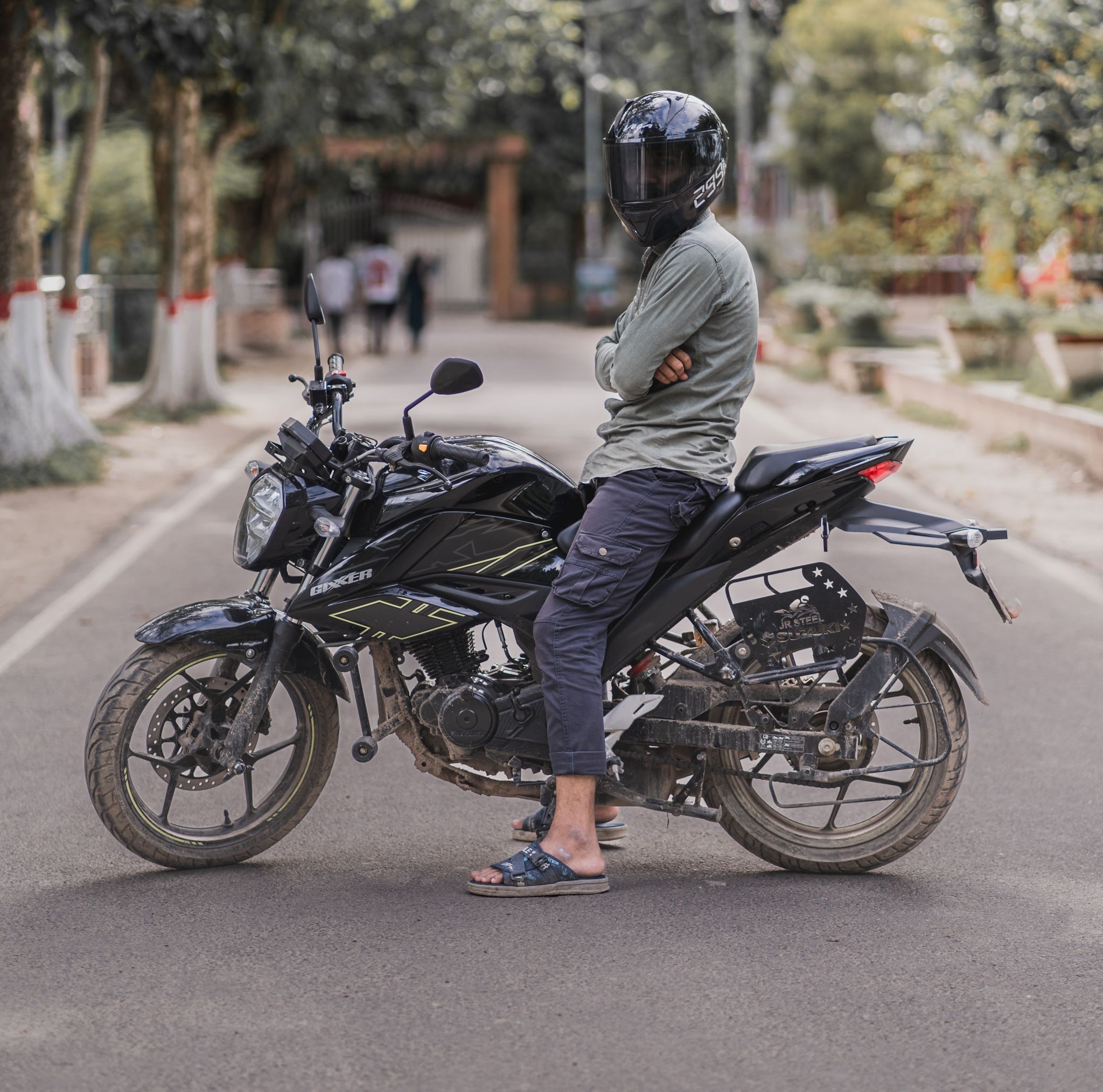 আইন সবার জন্য সমান,, 🤫😇 #vairalvideo #vairalpost #bikereels #bikelover ...