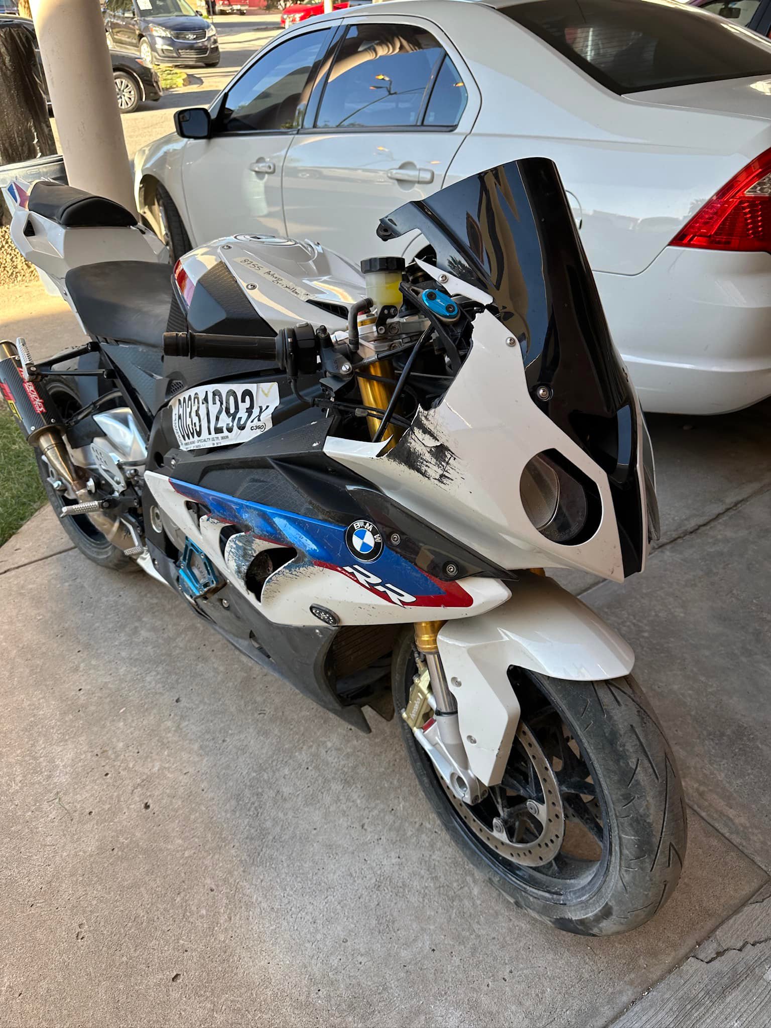 Restoring a crashed BMW S1000RR from Copart