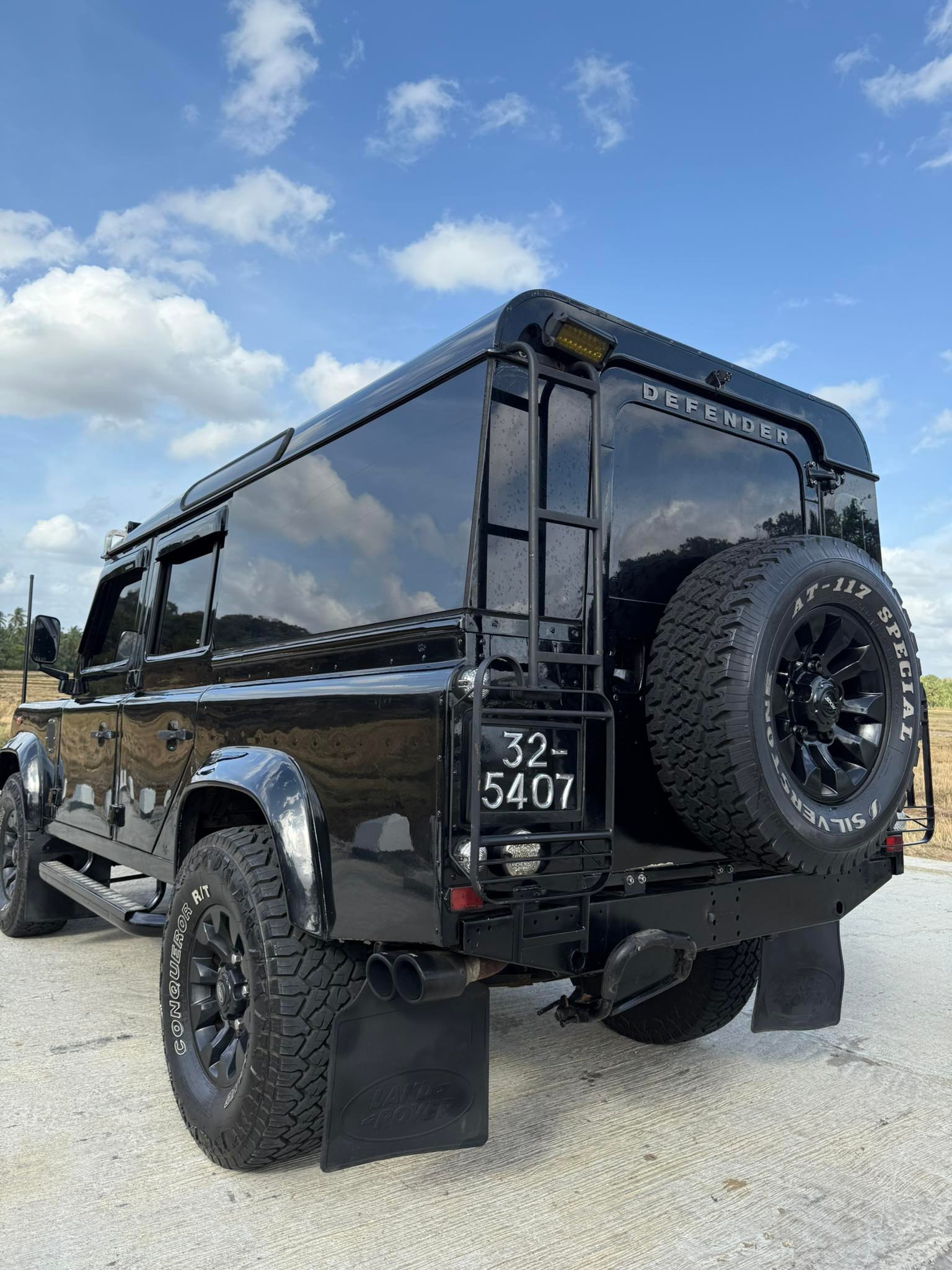 Defender buy & Sale Srilanka 🇱🇰 | For sale 0761011707 135/ | Facebook