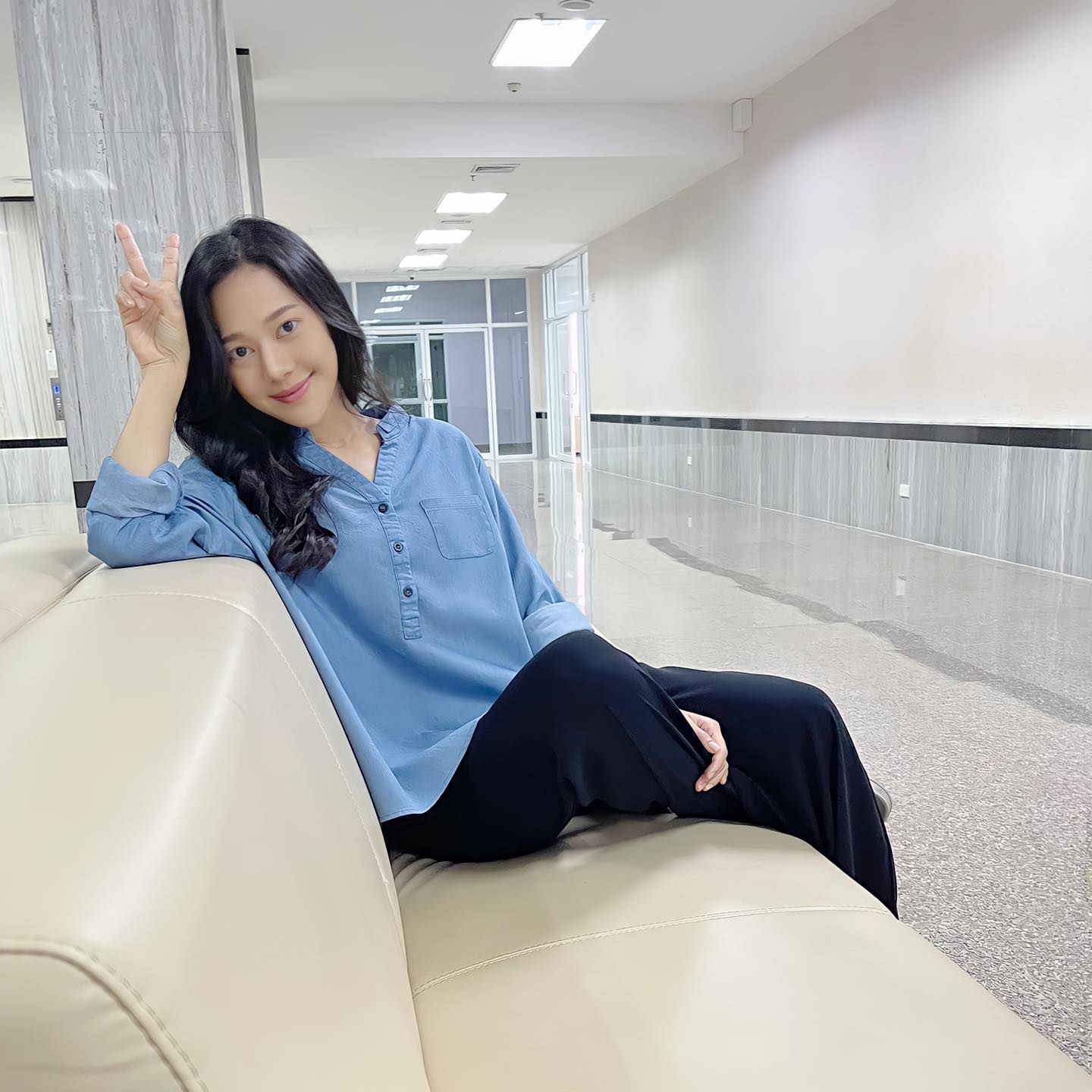 Anyarin... - Anyarin Terathananpat อัญรินทร์ ธีราธนันพัฒน์
